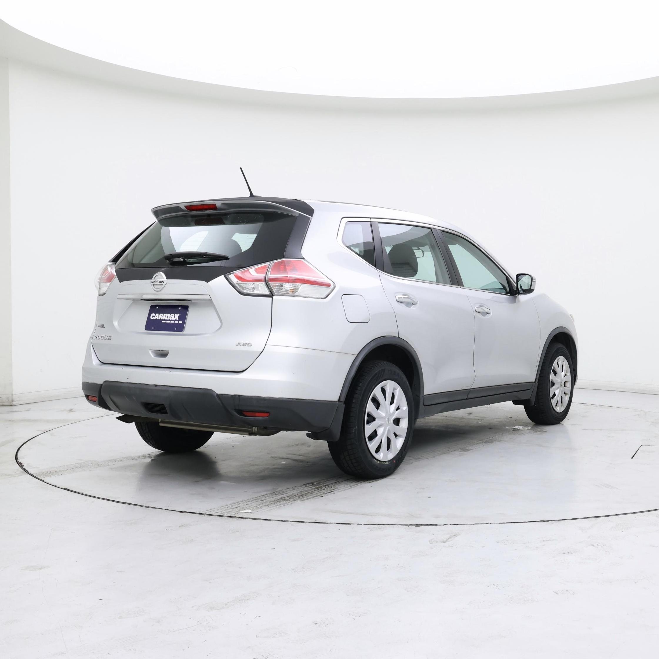 Thumbnail: 2015 Nissan Rogue - 8