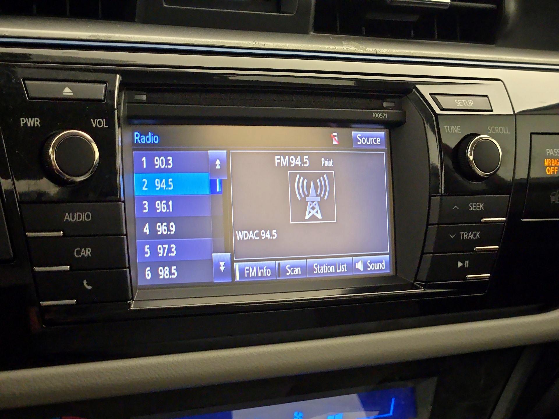 Thumbnail: 2016 Toyota Corolla - 15