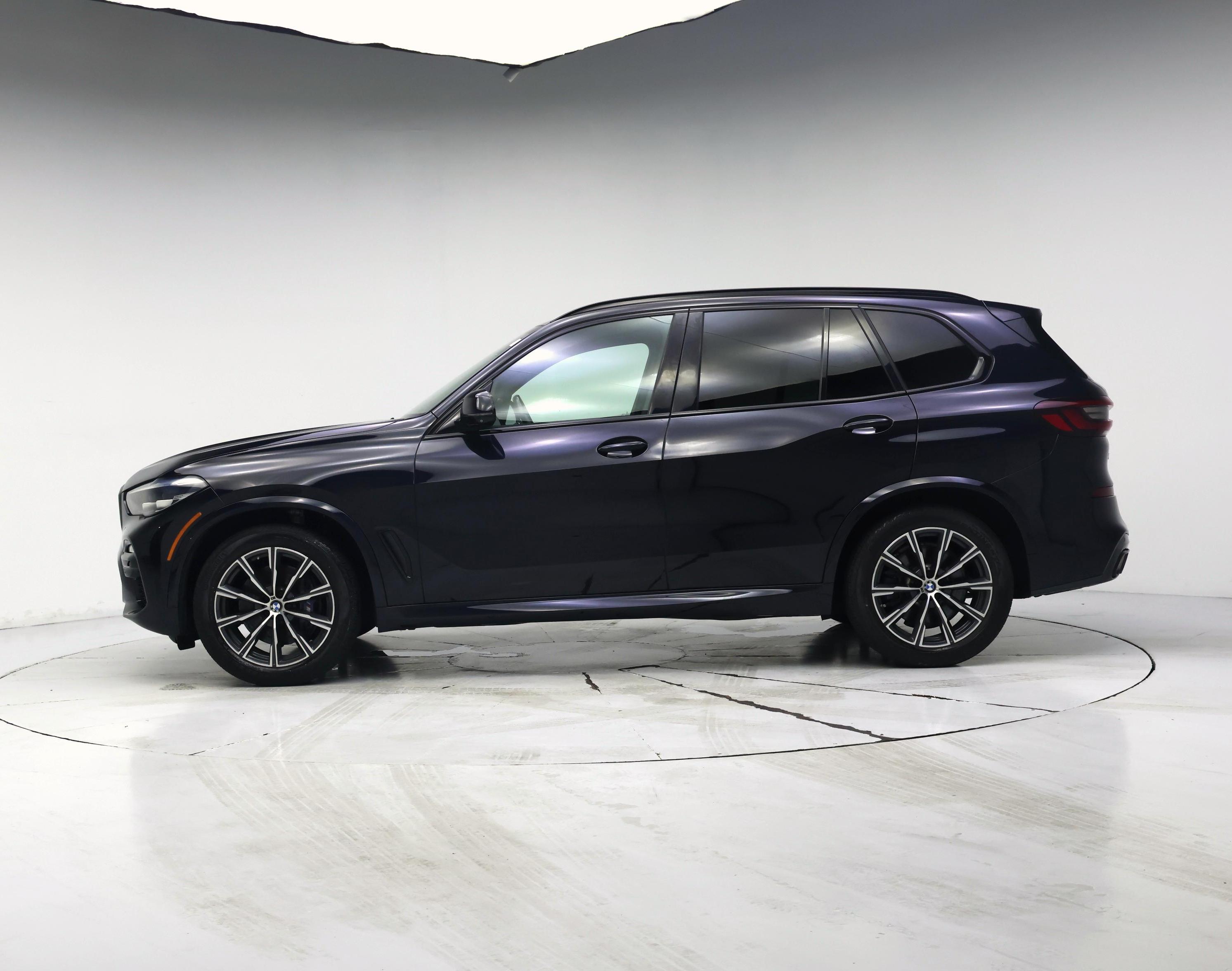 Thumbnail: 2021 BMW X5 - 3