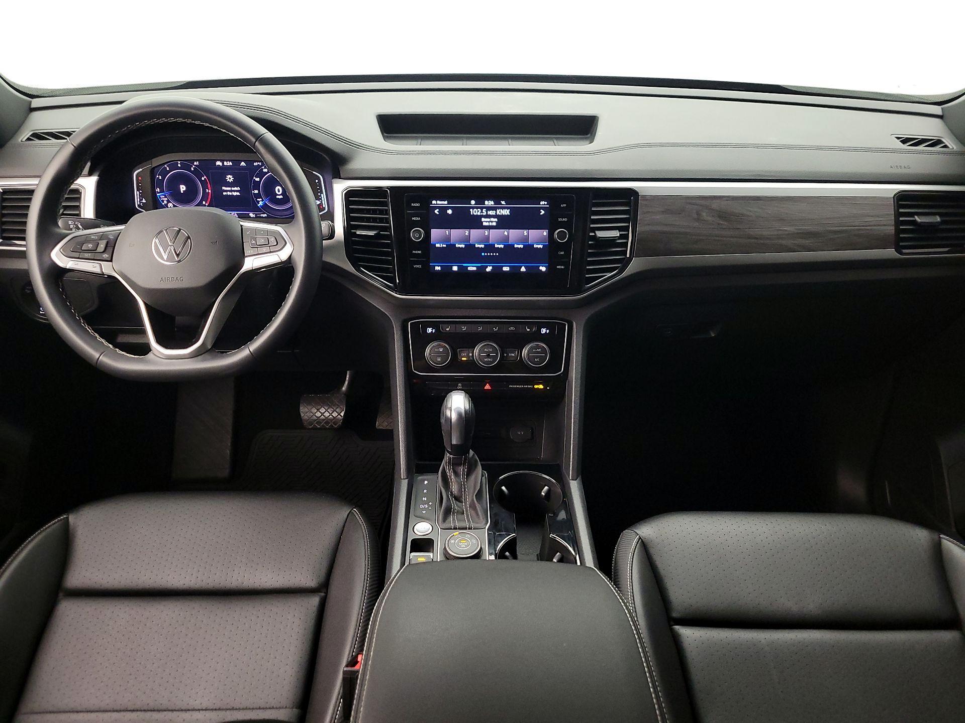 Thumbnail: 2023 Volkswagen Atlas - 9
