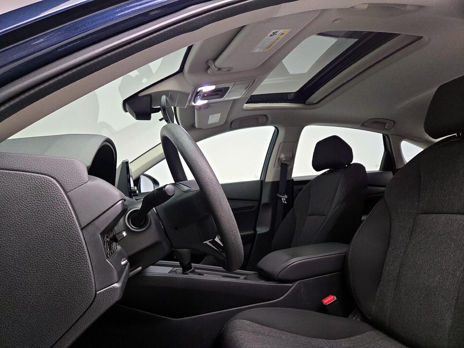Sunroof(s) & Overhead Airbags