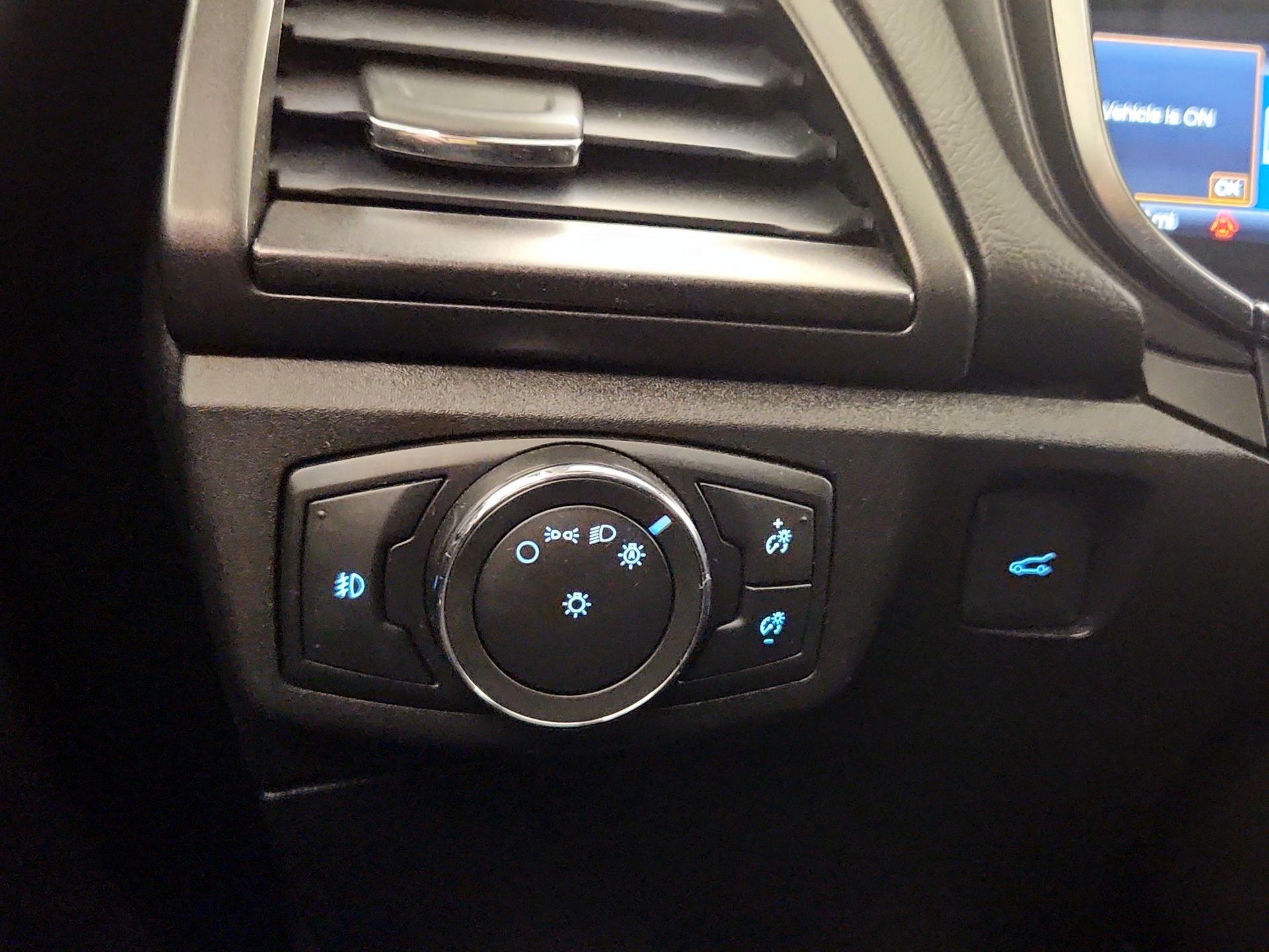 Thumbnail: 2017 Ford Fusion - 13
