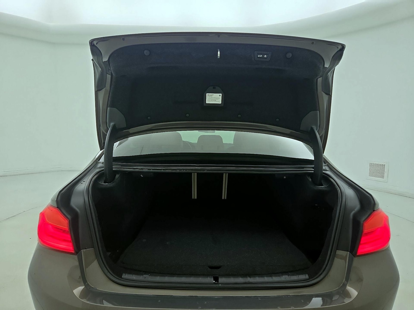2020 BMW 5 Series 530i - Photo 23