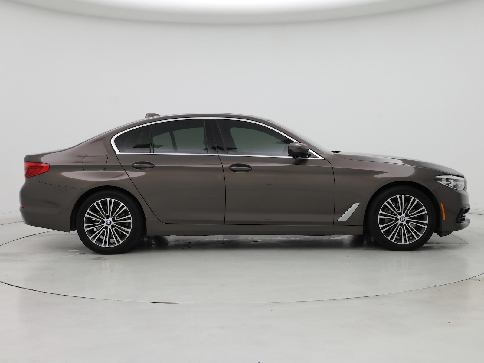 2020 BMW 5 Series 530i - Photo 8