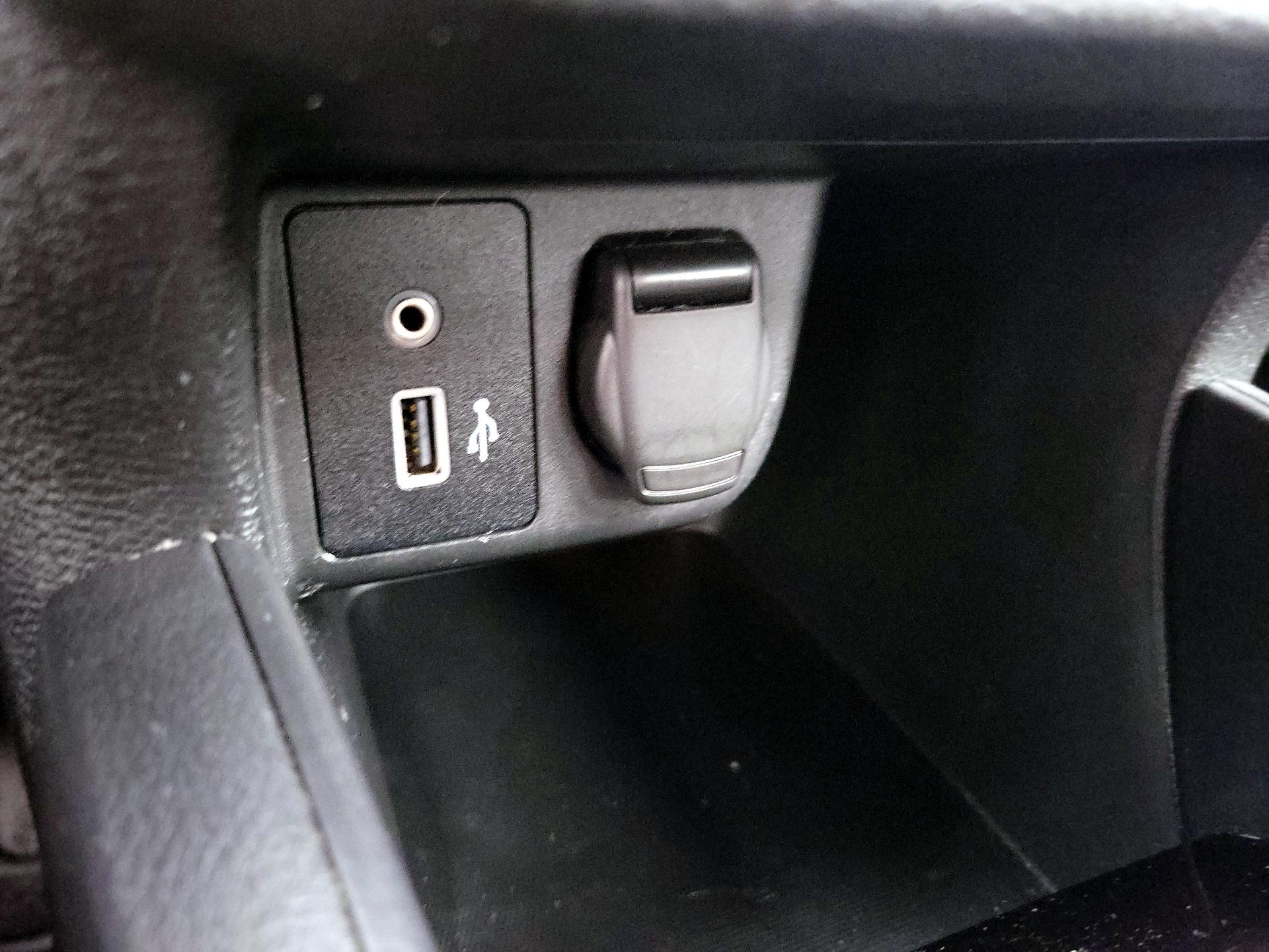 Thumbnail: 2021 Nissan Versa - 17
