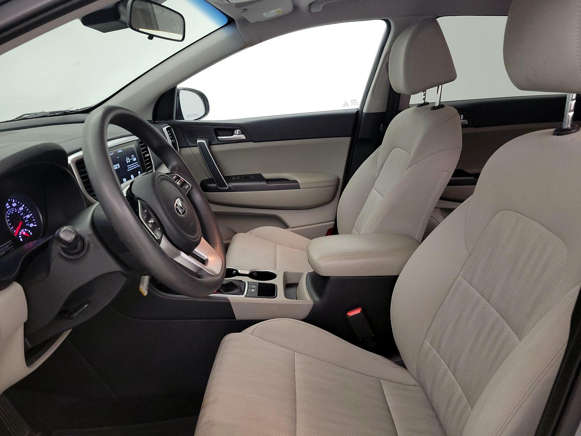 Thumbnail: 2020 Kia Sportage - 11