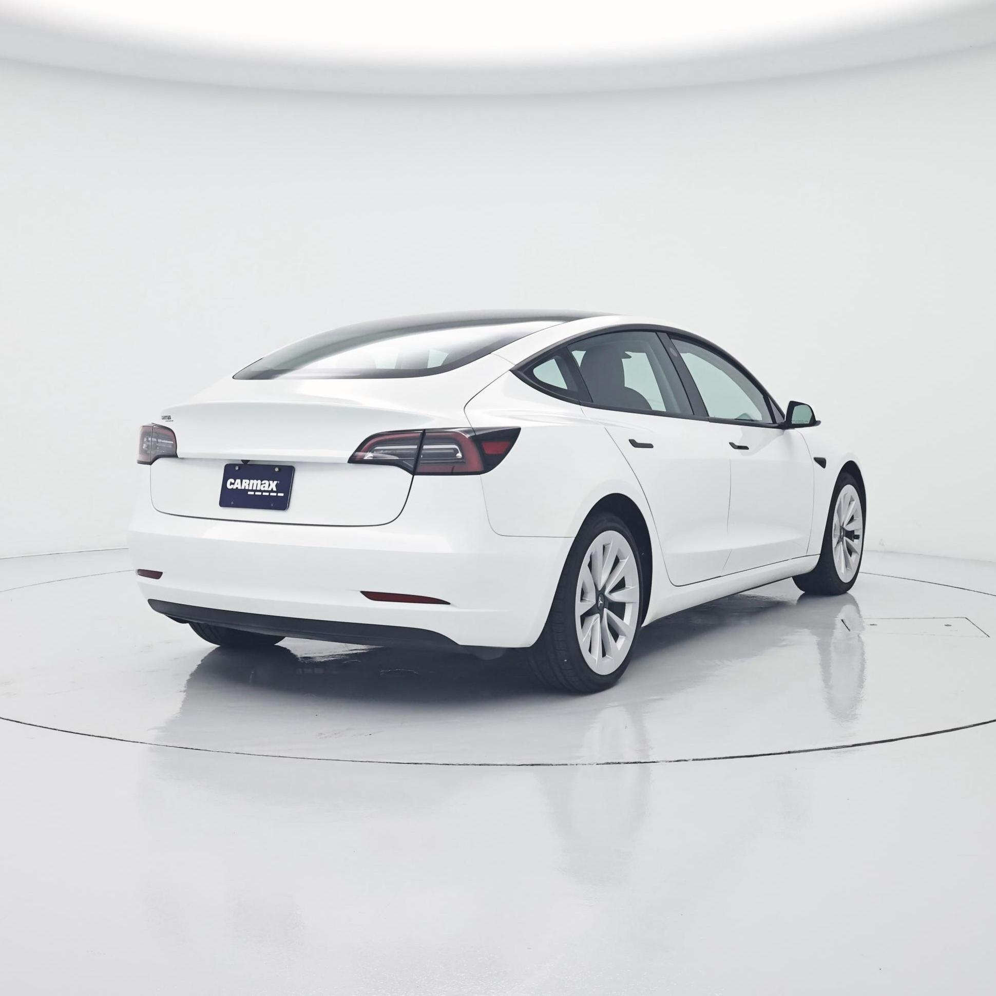 Thumbnail: 2023 Tesla Model 3 - 8