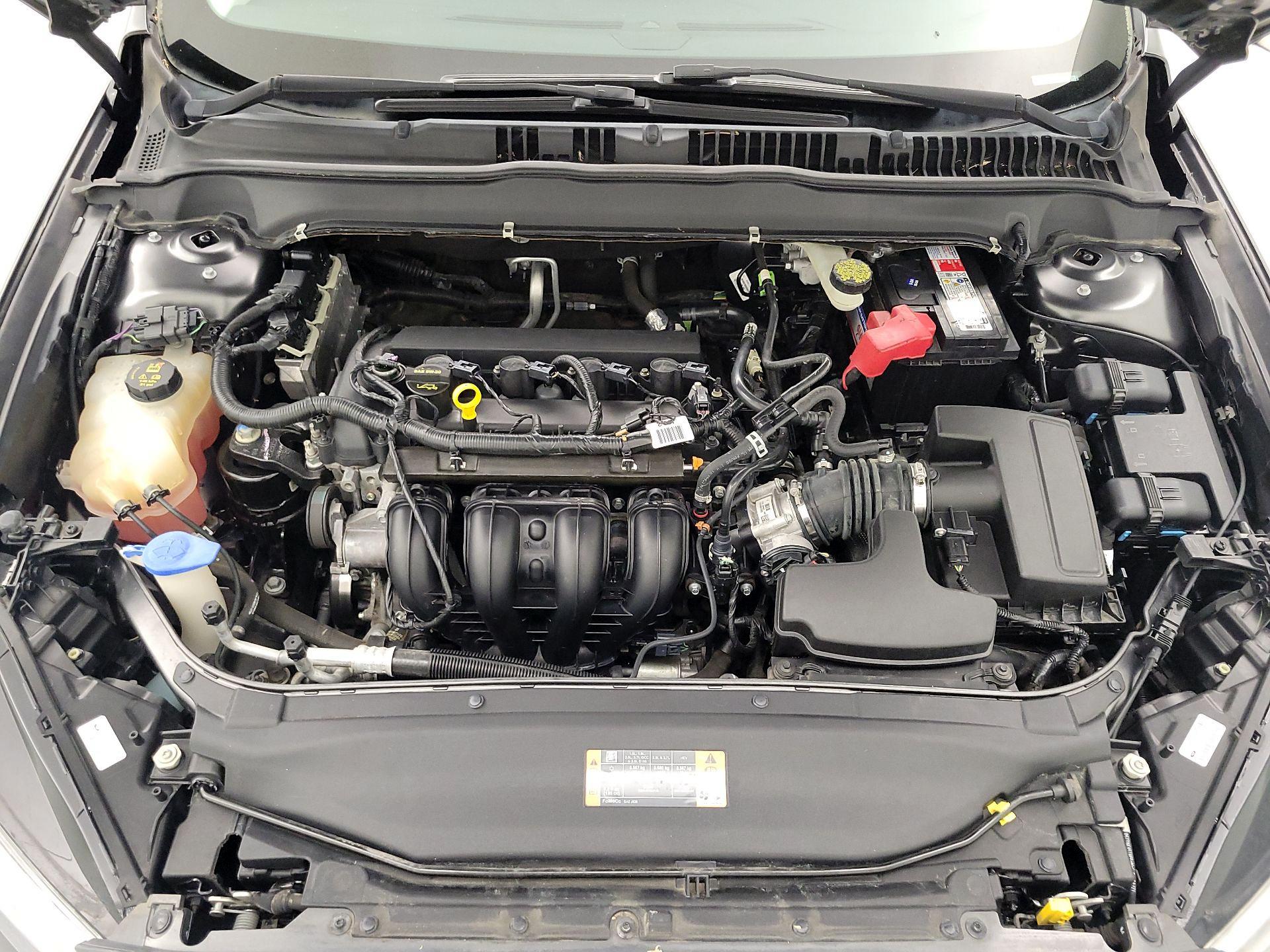 Thumbnail: 2015 Ford Fusion - 20