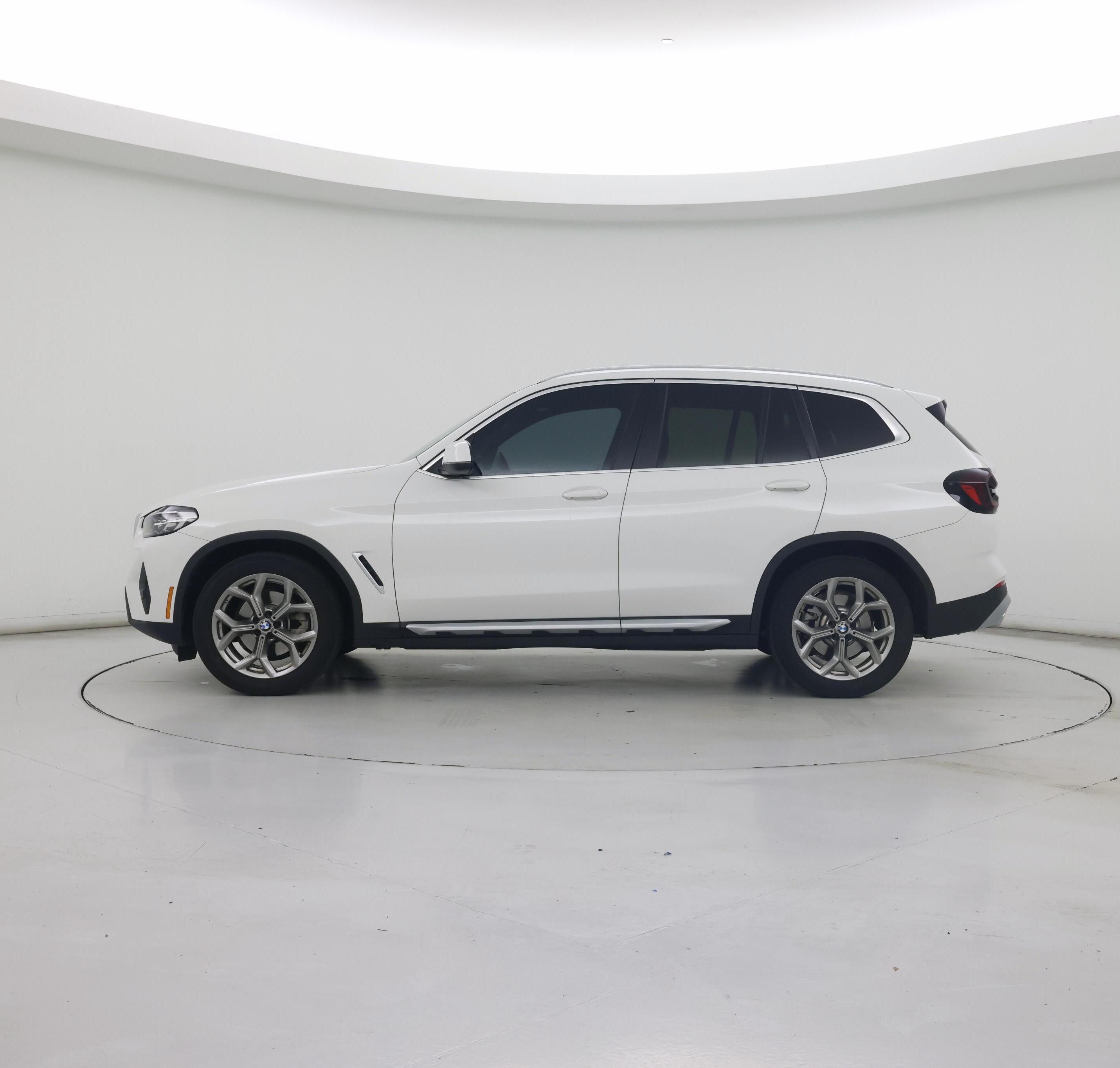 Thumbnail: 2022 BMW X3 - 3