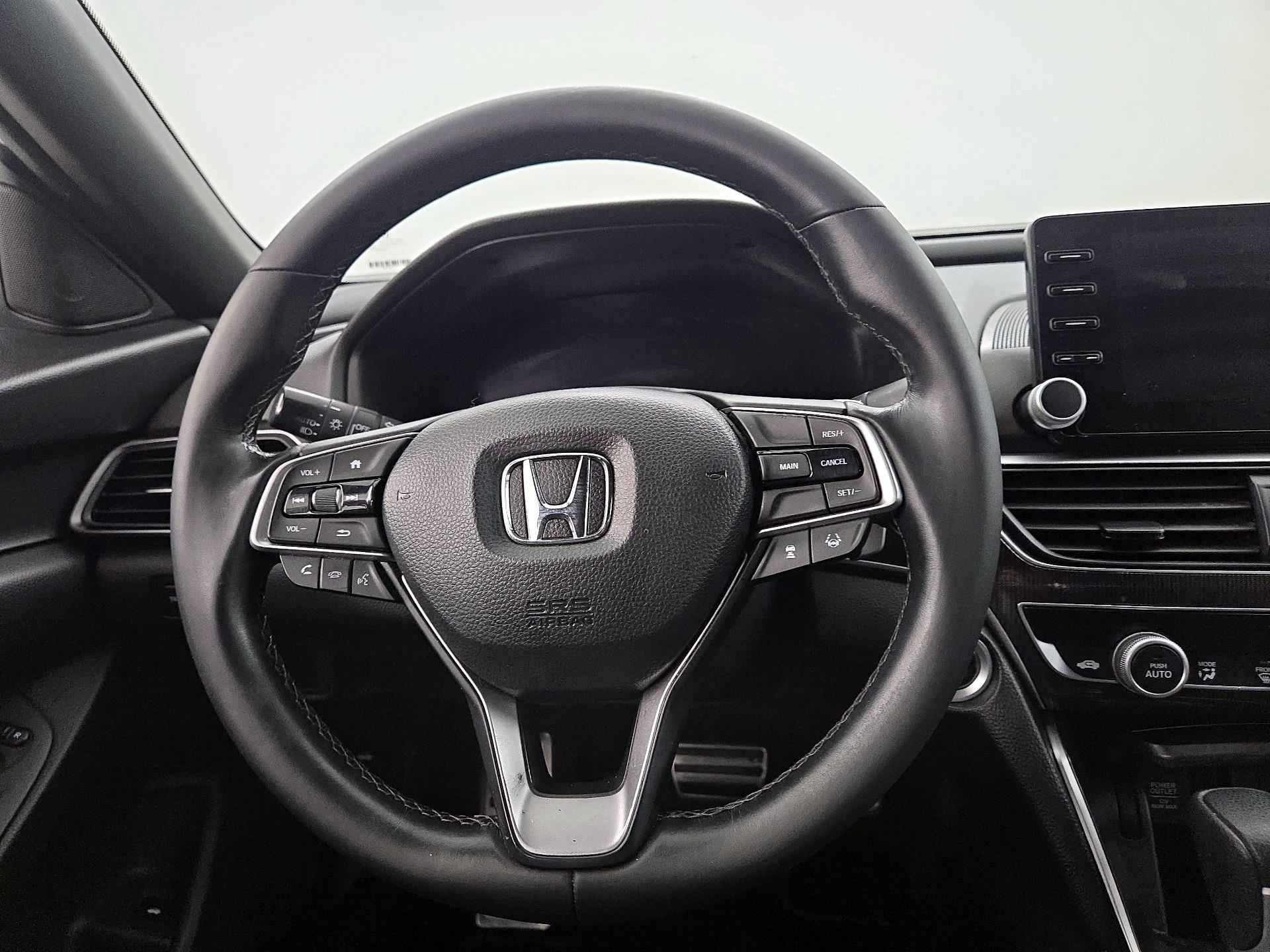 Thumbnail: 2018 Honda Accord - 10