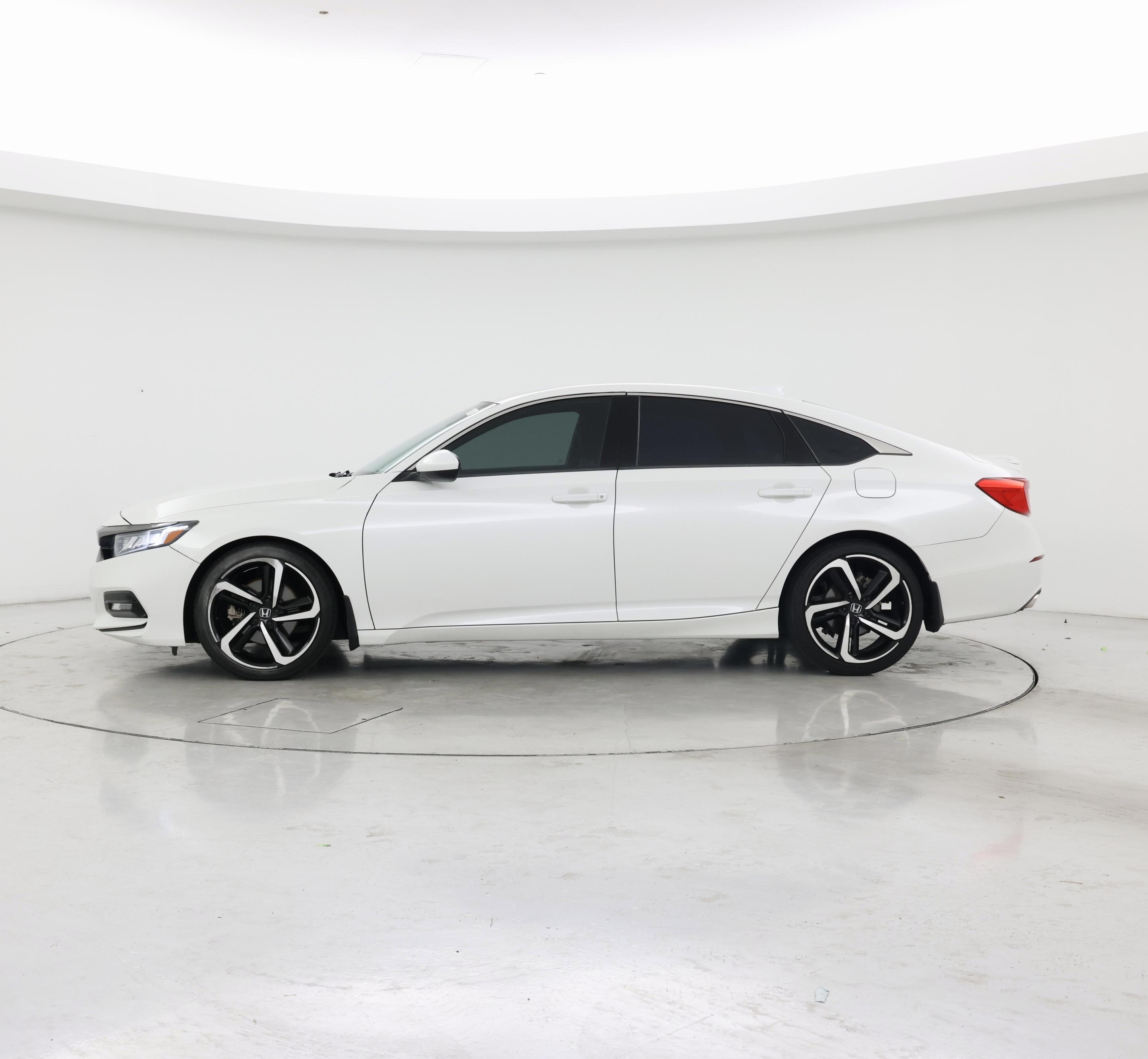 Thumbnail: 2018 Honda Accord - 3