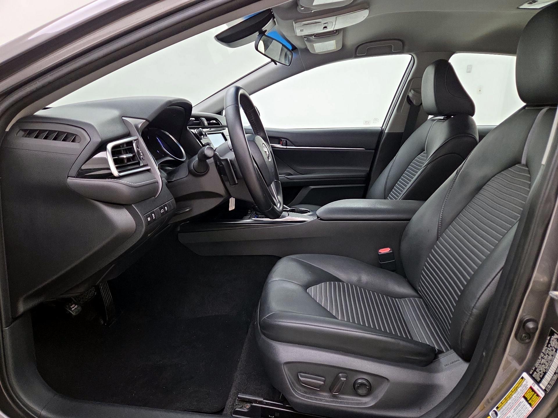 Thumbnail: 2018 Toyota Camry - 11