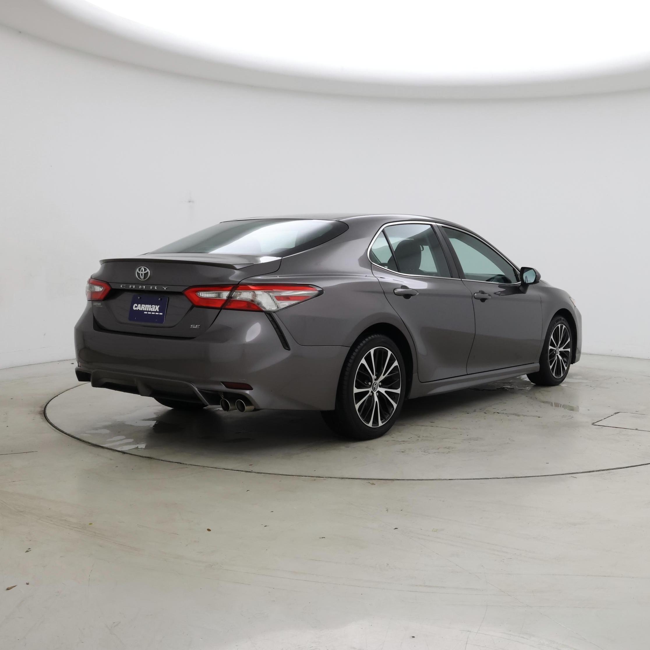 Thumbnail: 2018 Toyota Camry - 8