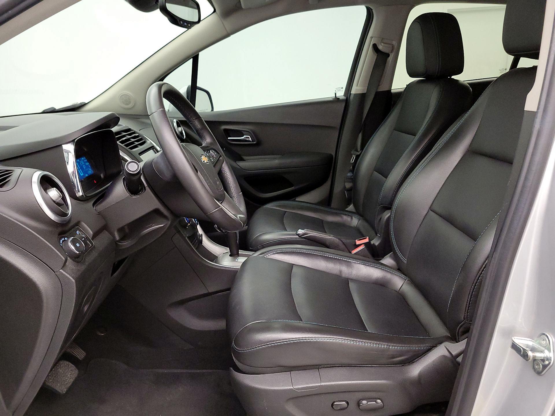 Thumbnail: 2016 Chevrolet Trax - 11