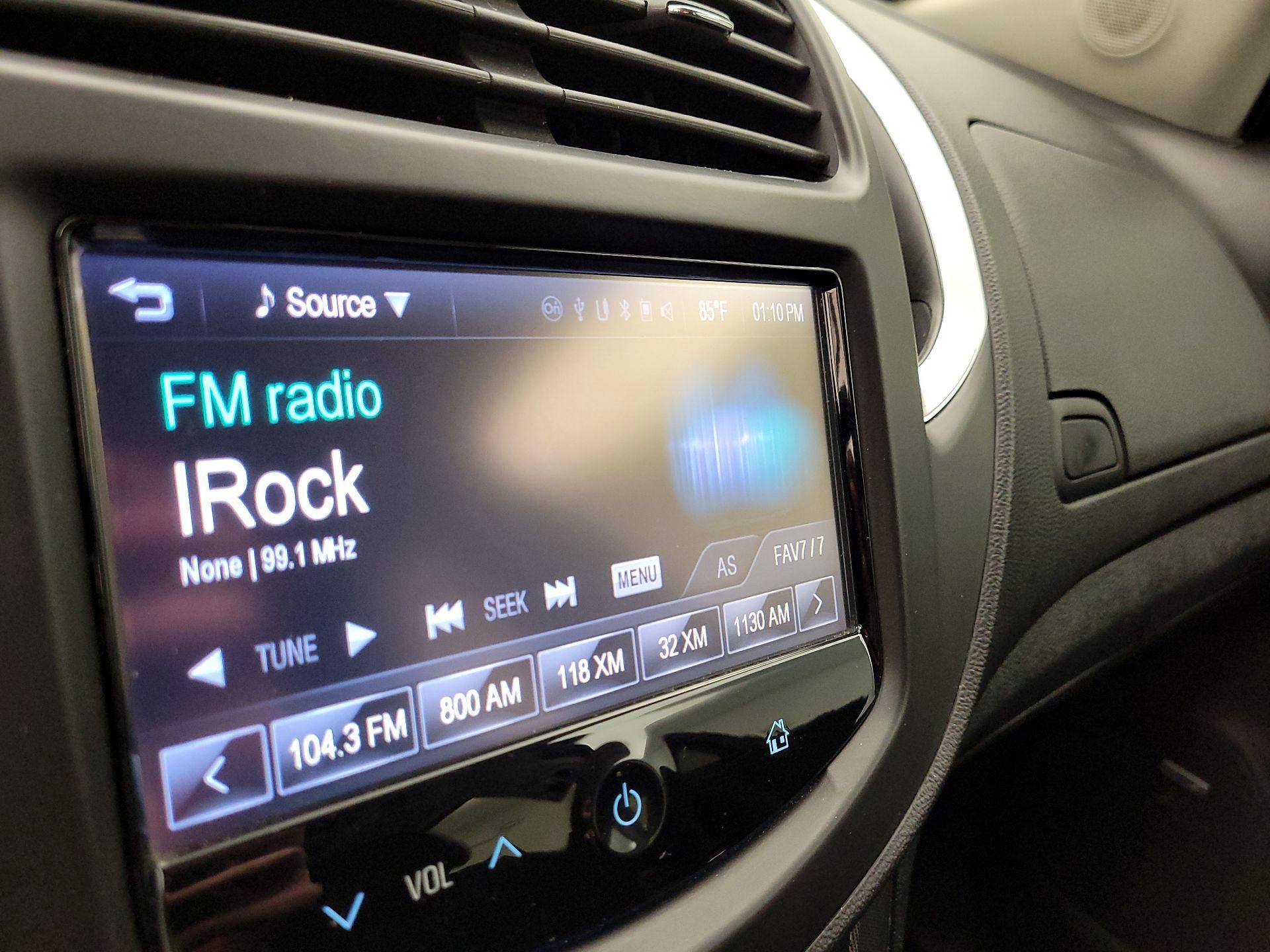 Thumbnail: 2016 Chevrolet Trax - 15