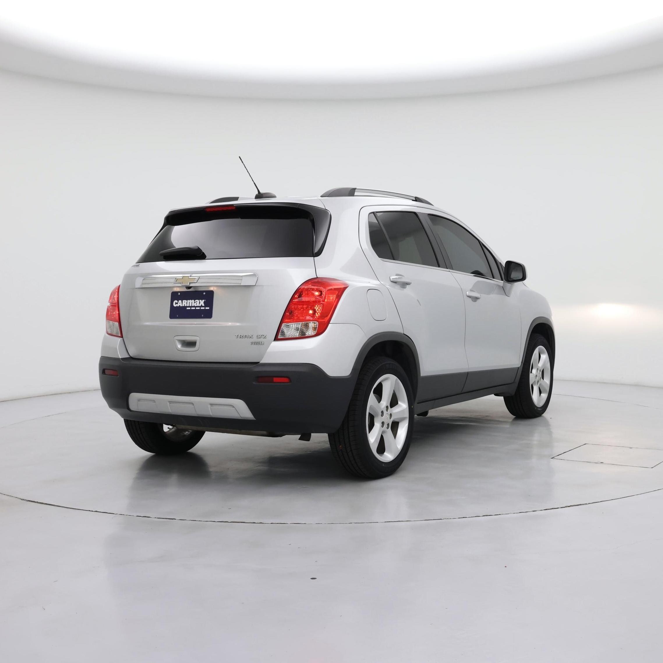 Thumbnail: 2016 Chevrolet Trax - 8