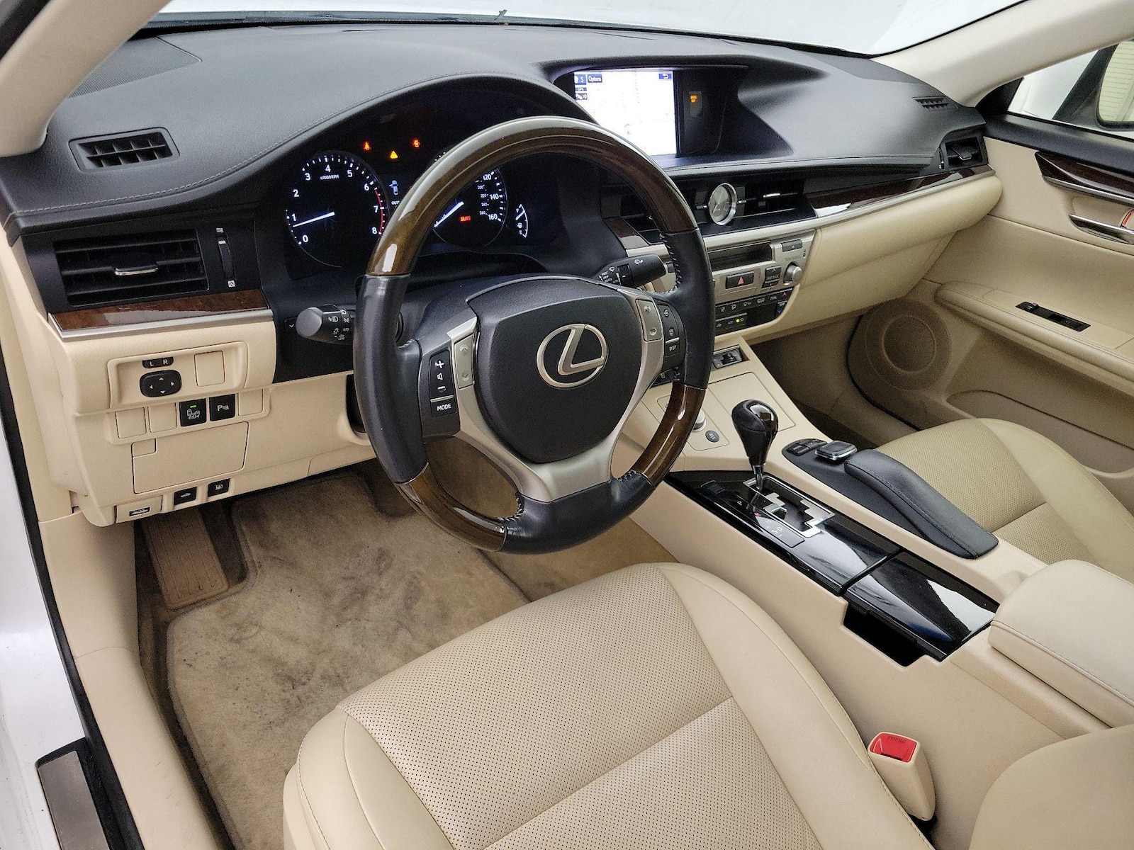 2015 Lexus ES 350 - Photo 10