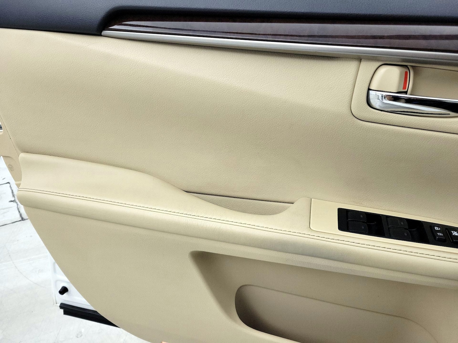 2015 Lexus ES 350 - Photo 13