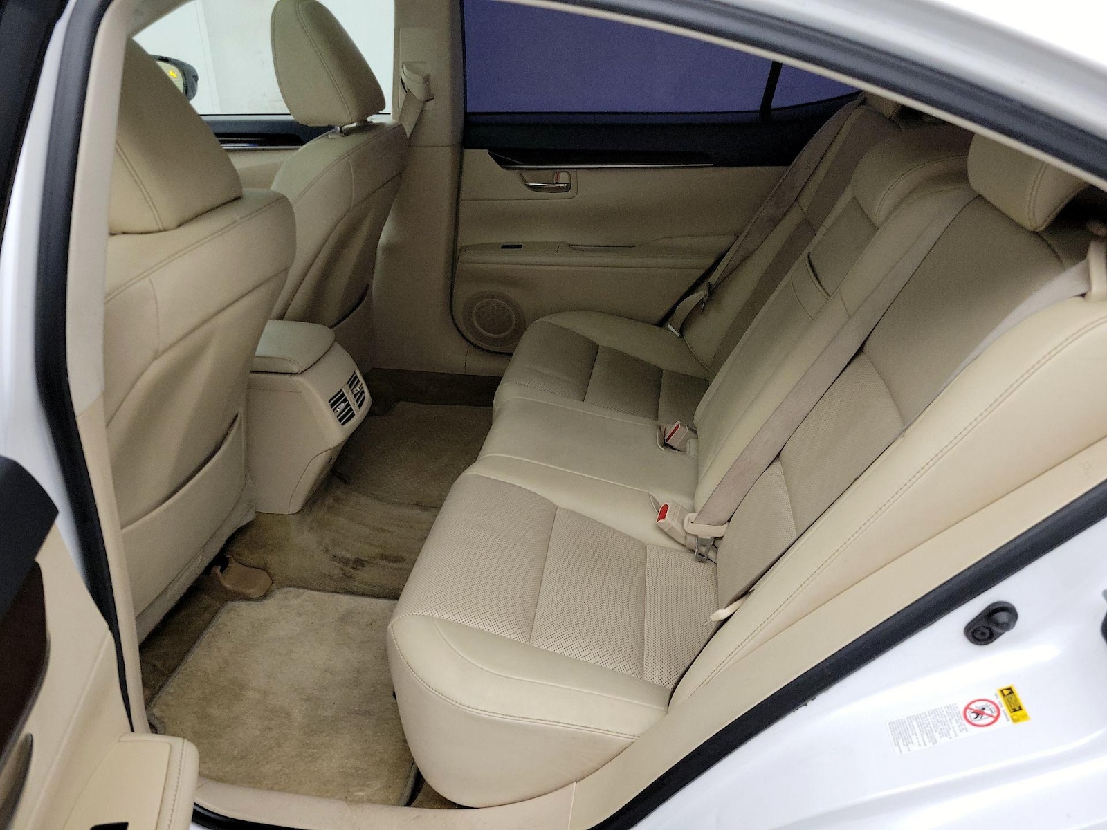 2015 Lexus ES 350 - Photo 22
