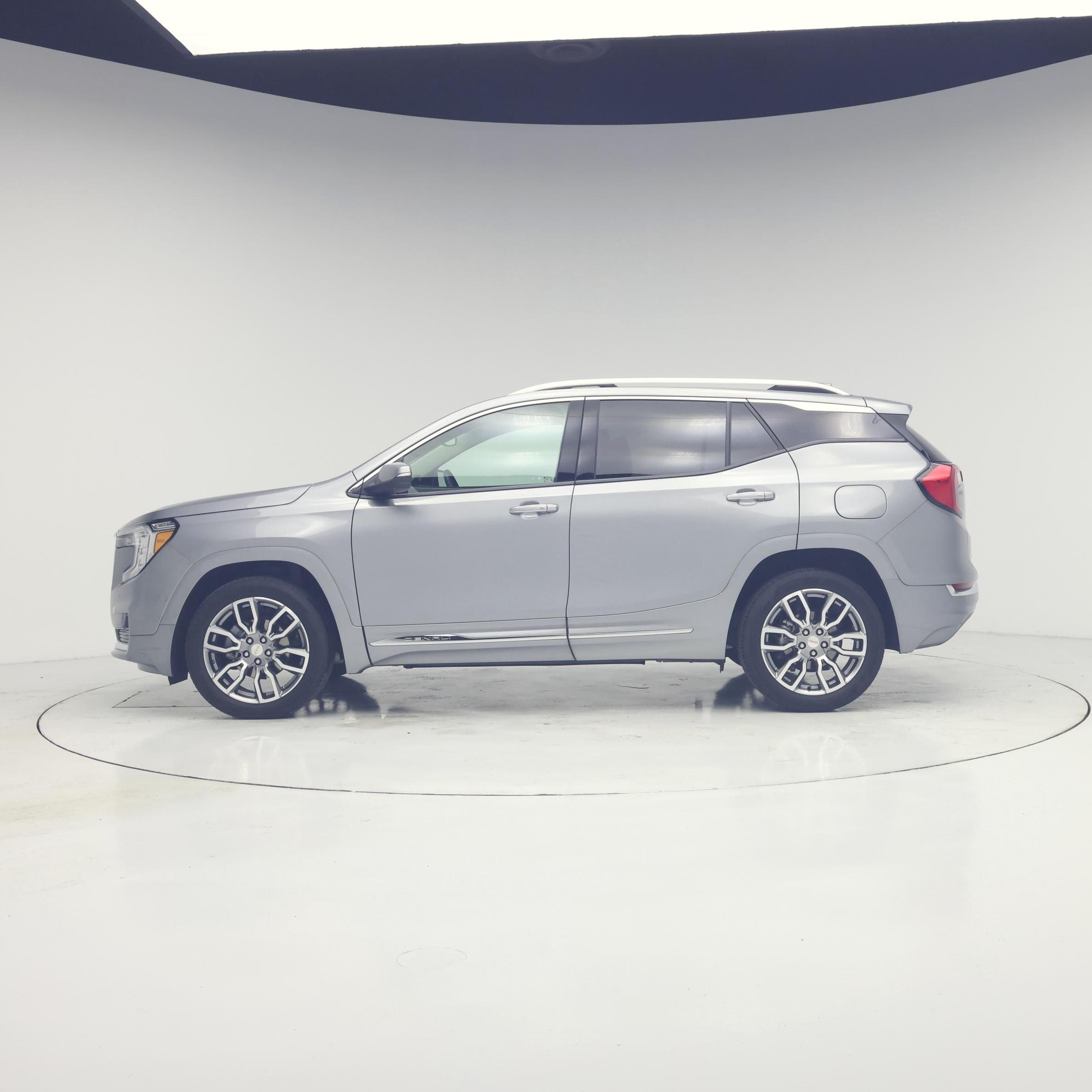 Thumbnail: 2024 GMC Terrain - 3