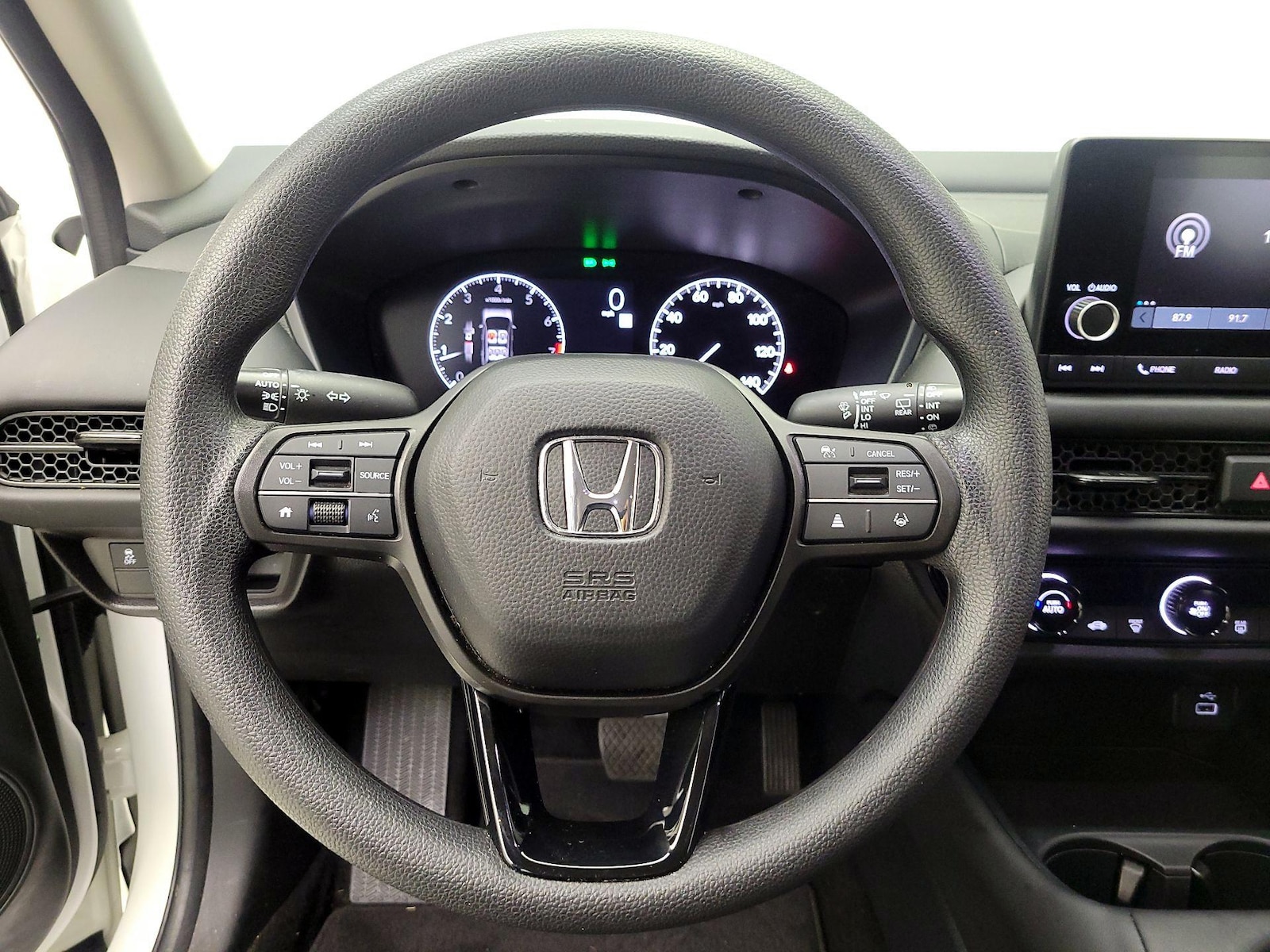 2025 Honda HR-V LX - Photo 11