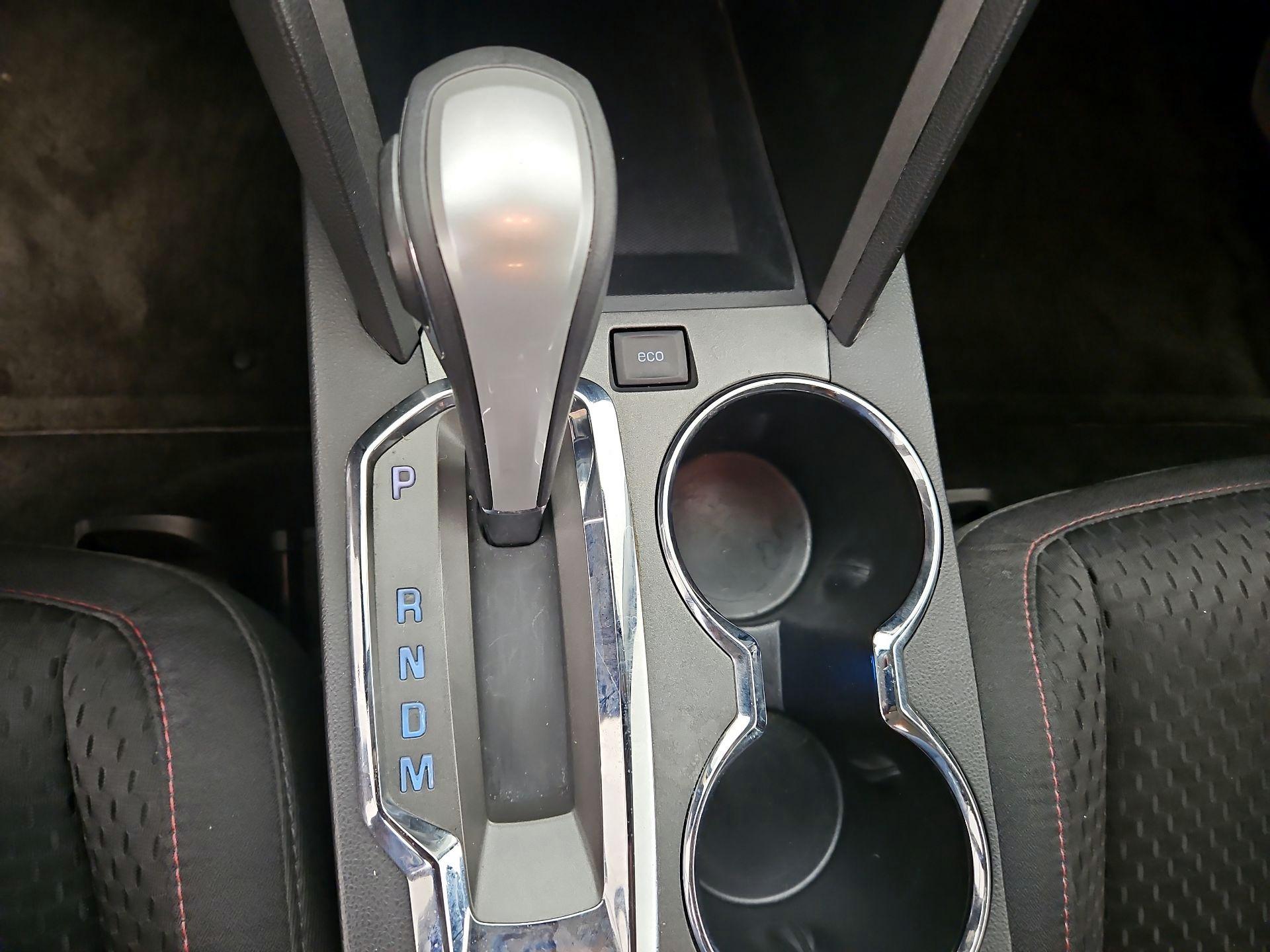 Thumbnail: 2015 Chevrolet Equinox - 15
