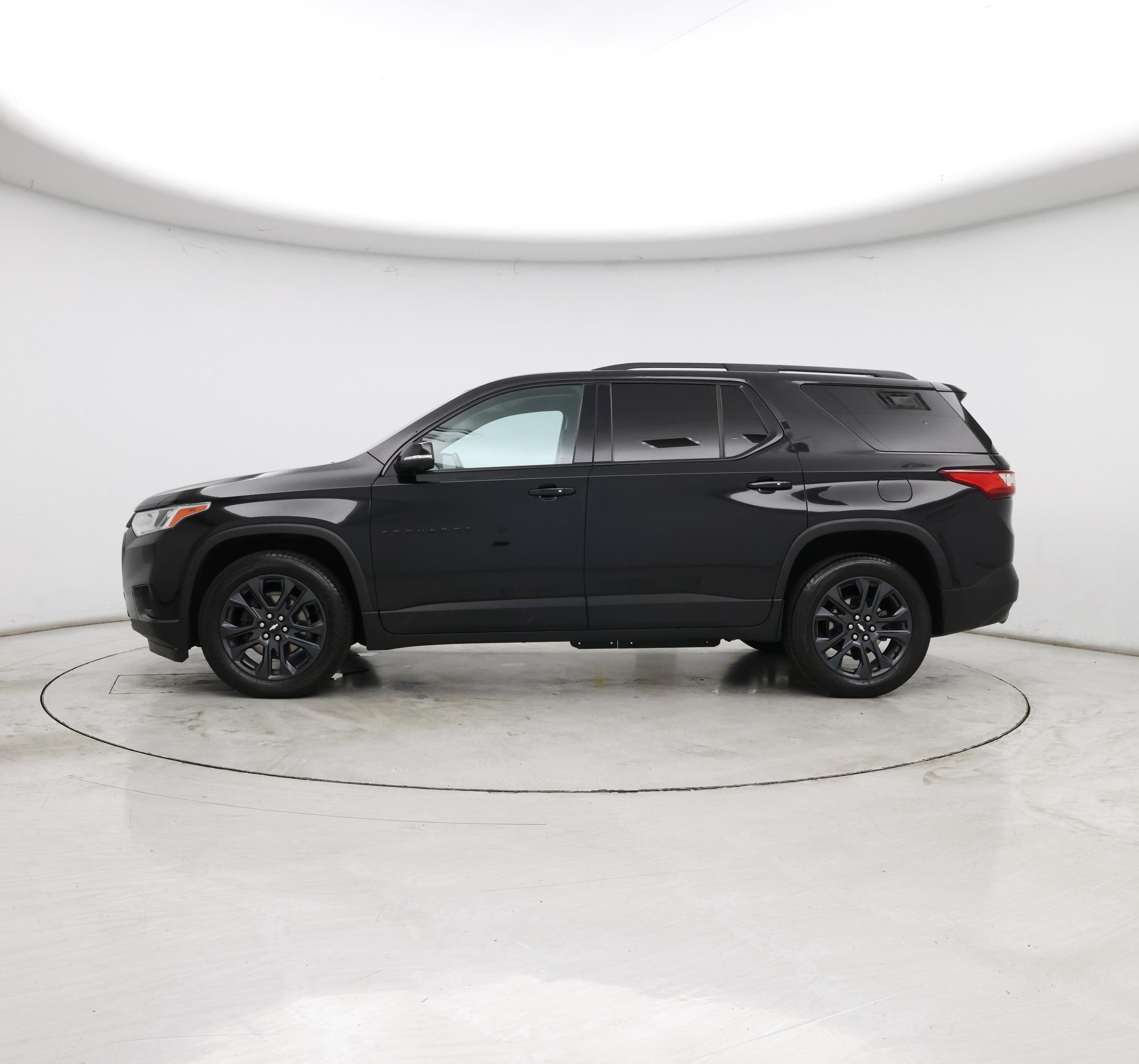 Thumbnail: 2021 Chevrolet Traverse - 3