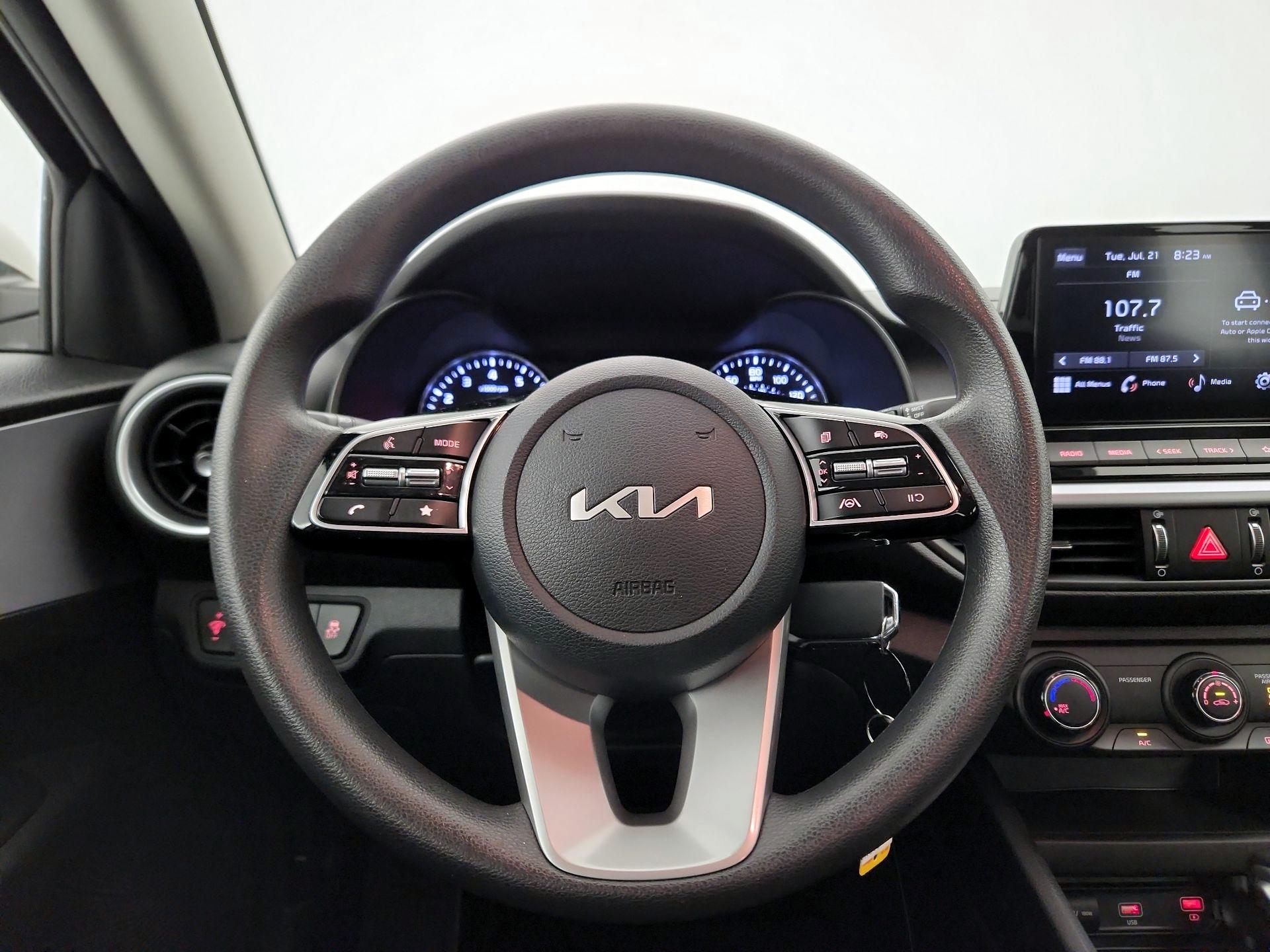 Thumbnail: 2024 Kia Forte - 10