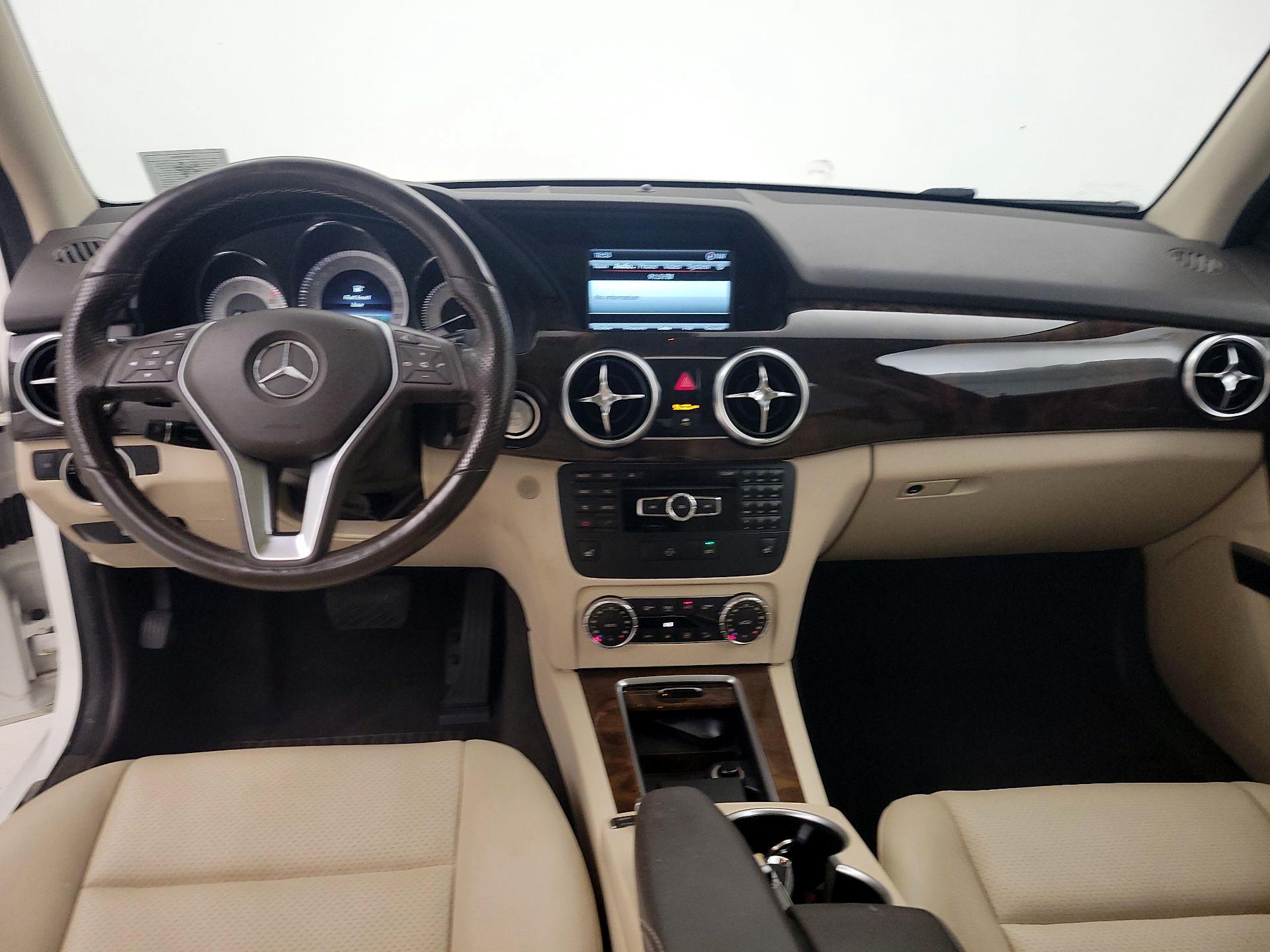 Thumbnail: 2015 Mercedes-Benz GLK - 9