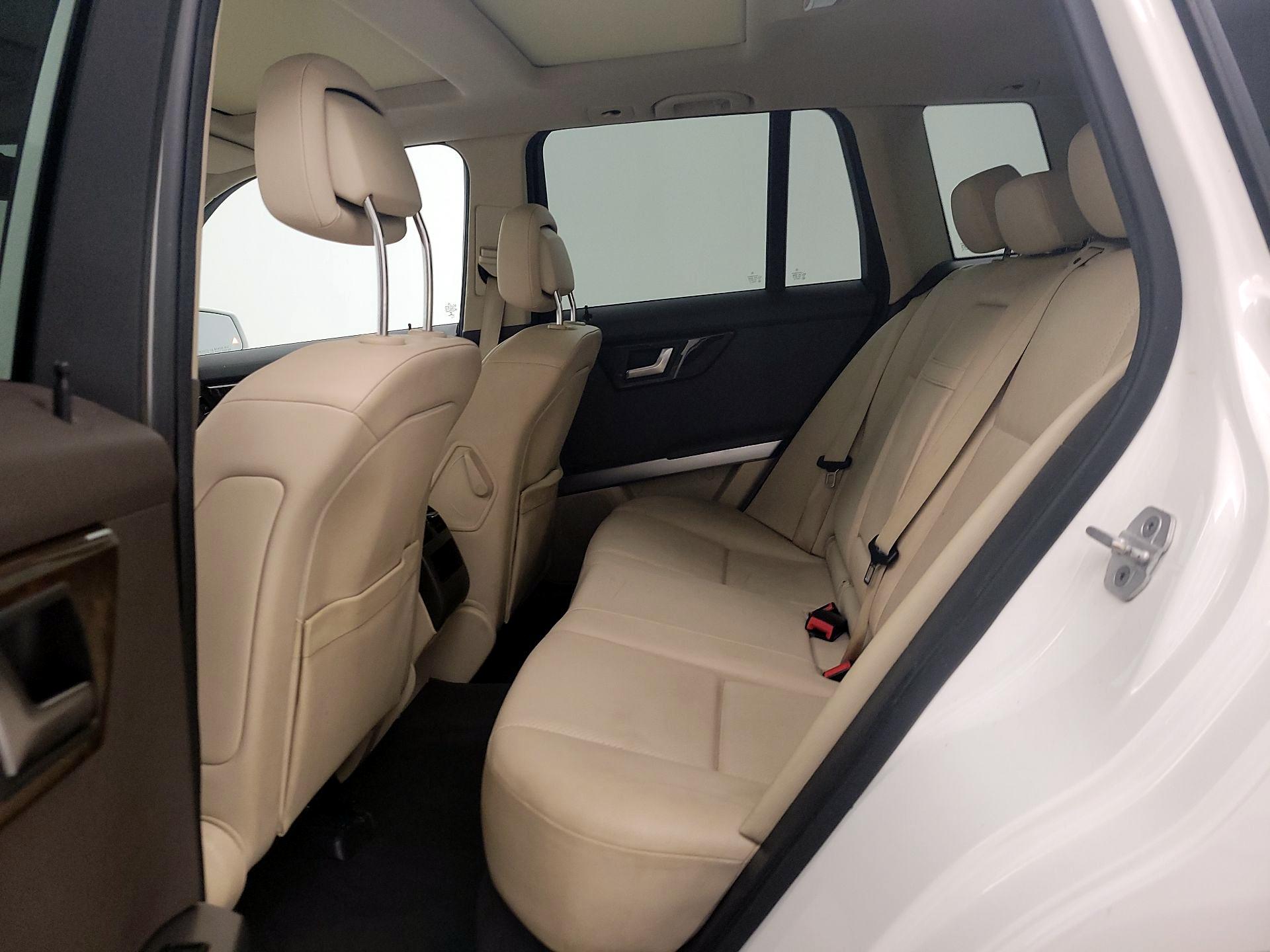 Thumbnail: 2015 Mercedes-Benz GLK - 19