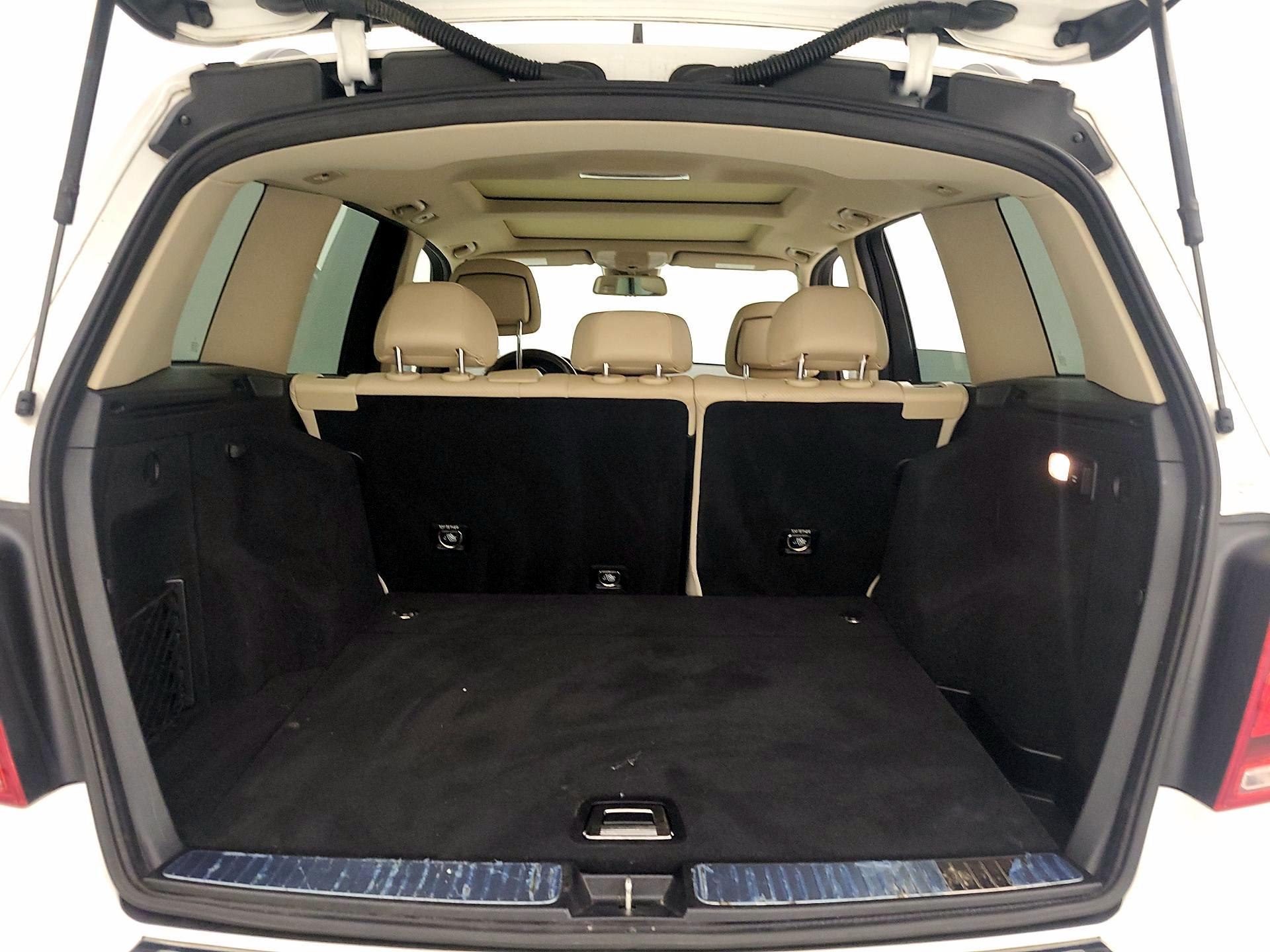 Thumbnail: 2015 Mercedes-Benz GLK - 20