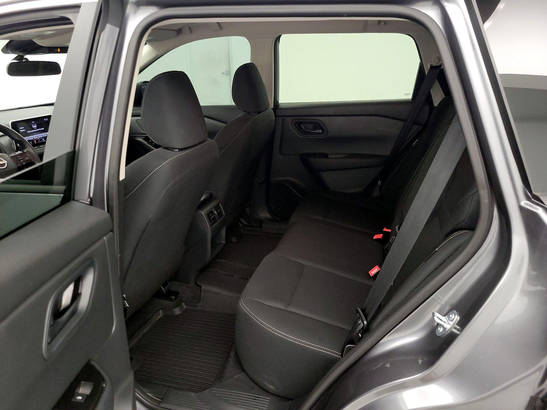 Thumbnail: 2026 Nissan Rogue - 18