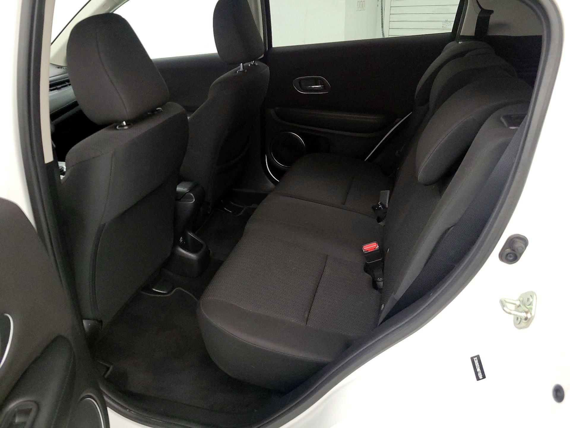 Thumbnail: 2017 Honda HR-V - 20