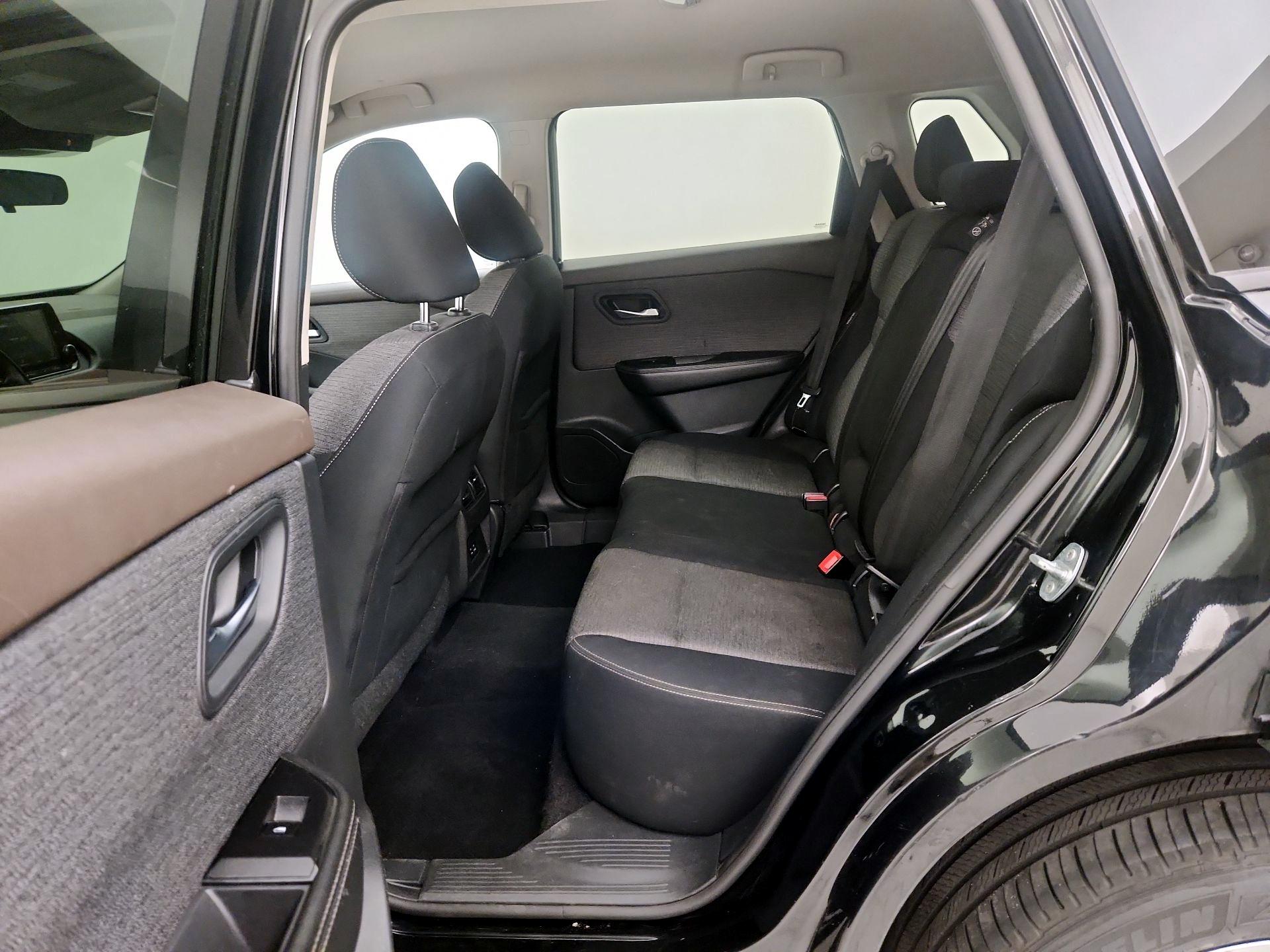 Thumbnail: 2021 Nissan Rogue - 19