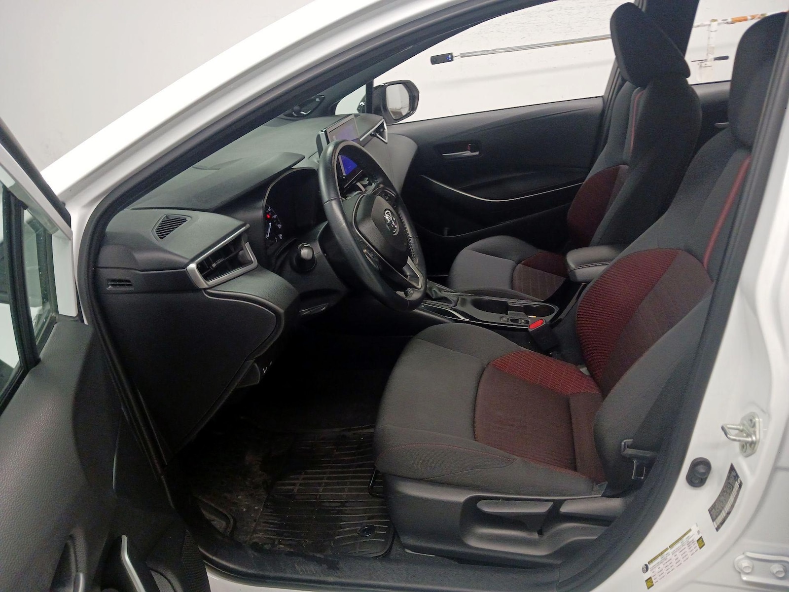 2023 Toyota Corolla SE - Photo 12