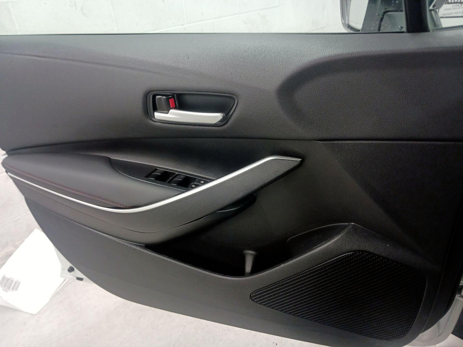 2023 Toyota Corolla SE - Photo 13