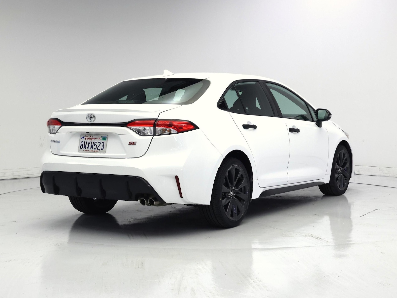 2023 Toyota Corolla SE - Photo 9