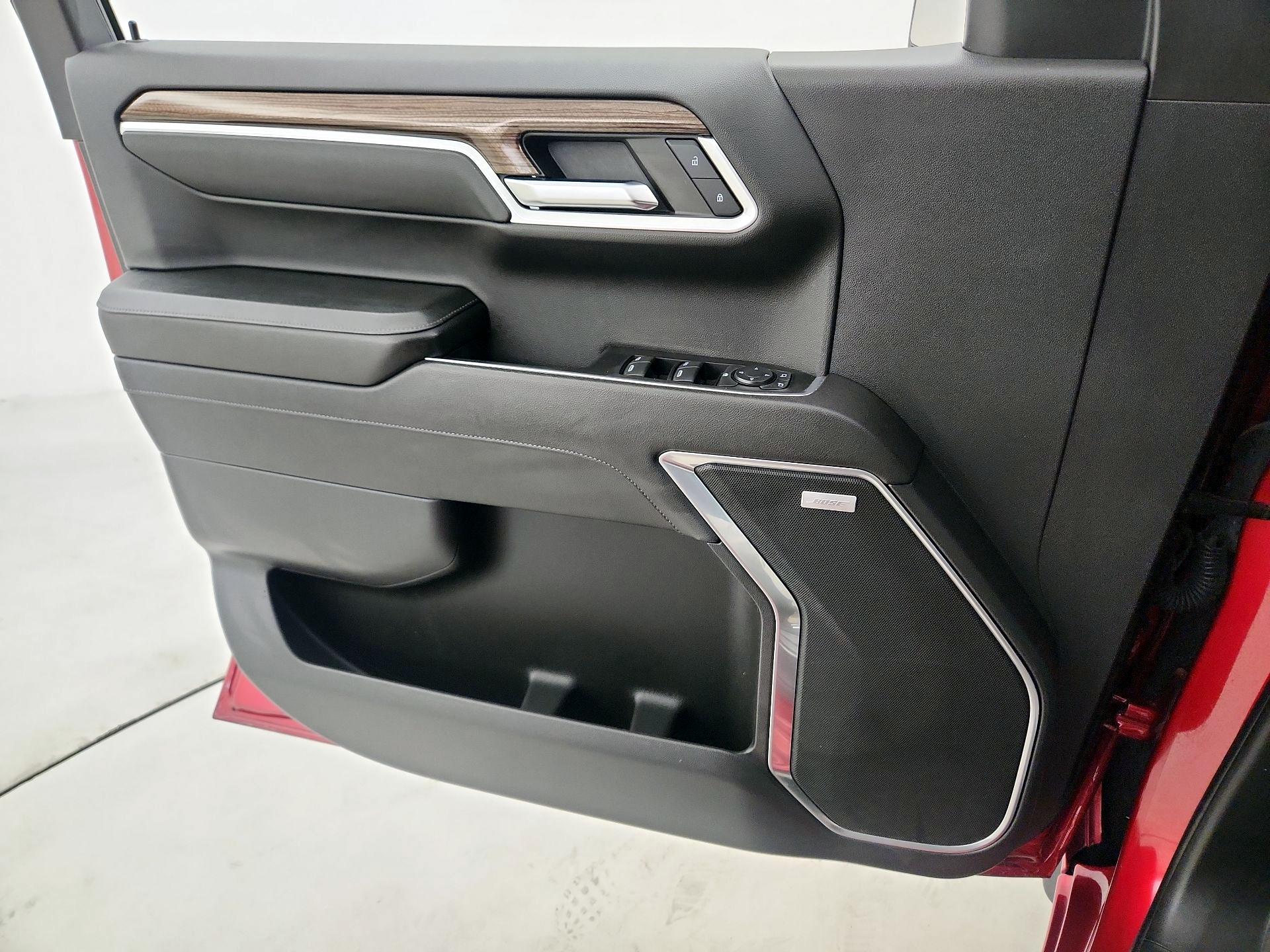 Thumbnail: 2023 Chevrolet Silverado 1500 - 12