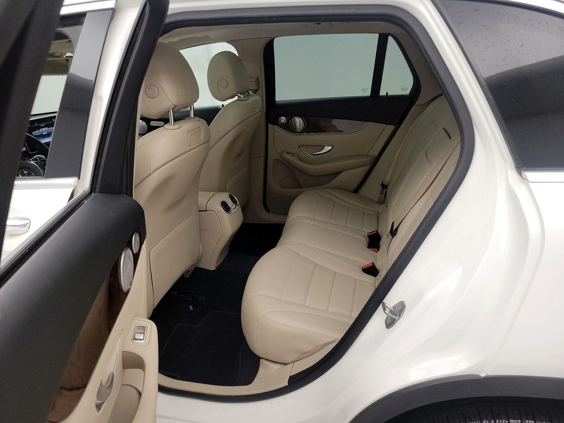 Thumbnail: 2019 Mercedes-Benz GLC - 20
