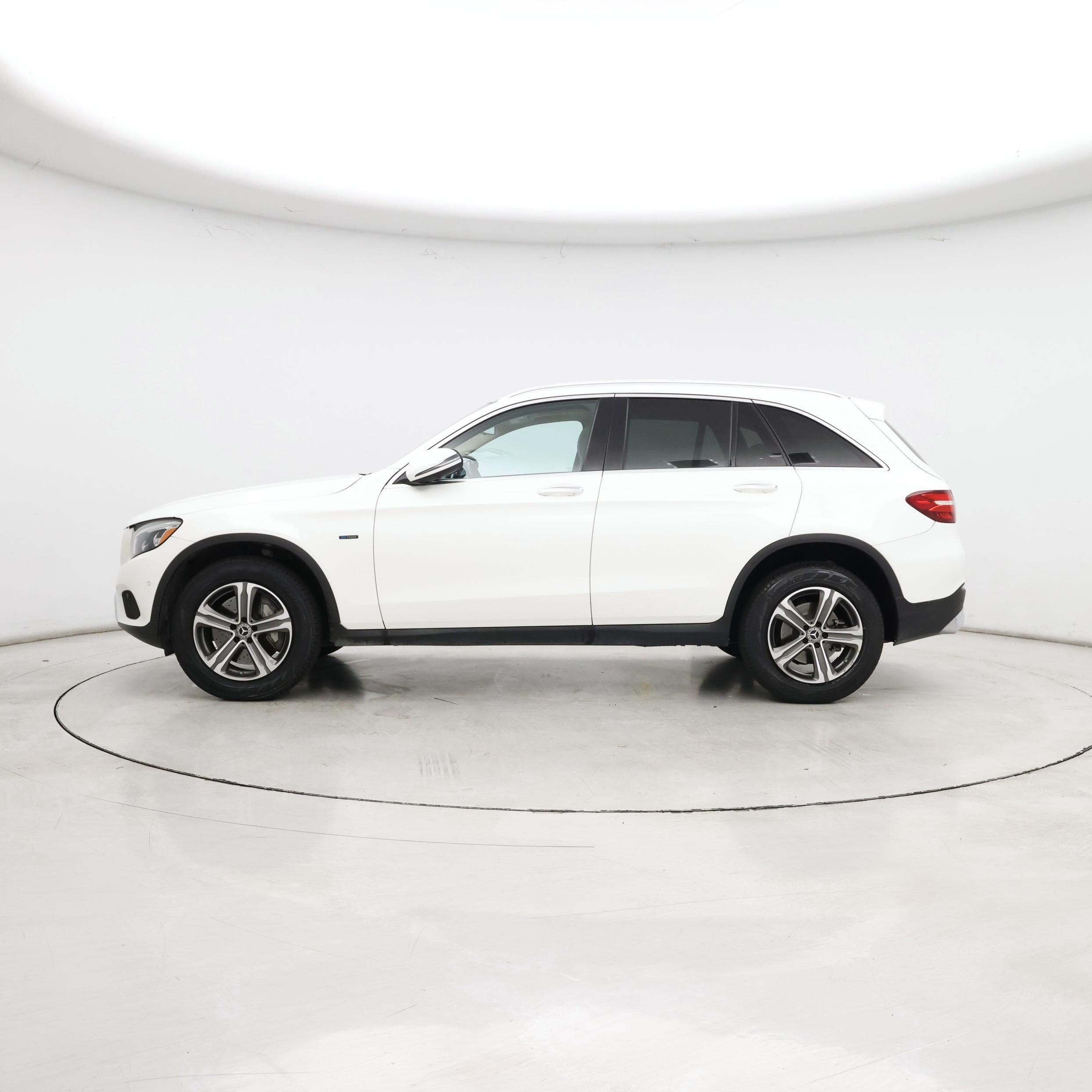 Thumbnail: 2019 Mercedes-Benz GLC - 3