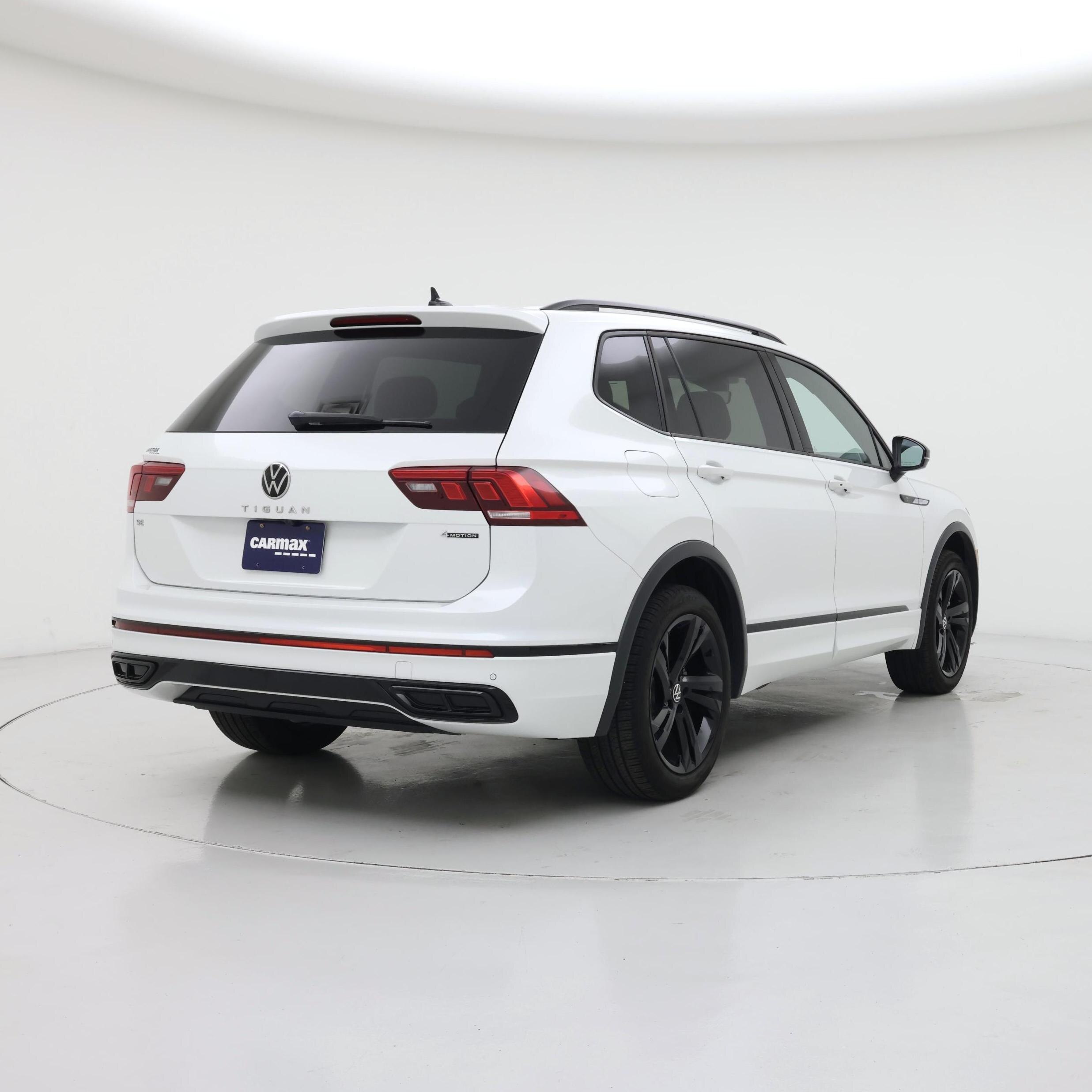 Thumbnail: 2024 Volkswagen Tiguan - 8