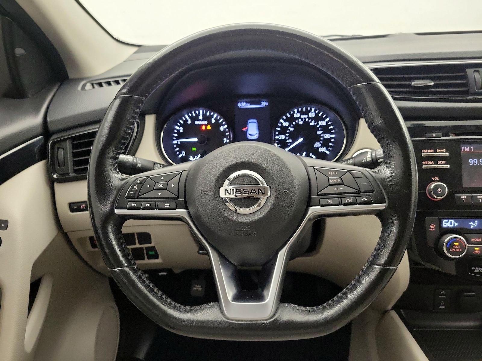 2018 Nissan Rogue Sport SV - Photo 11