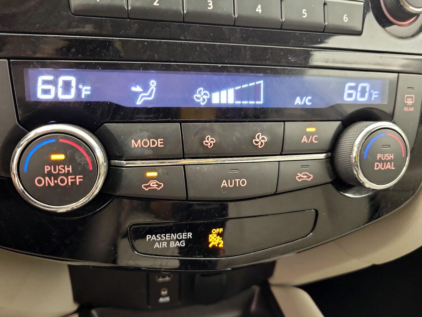 2018 Nissan Rogue Sport SV - Photo 16