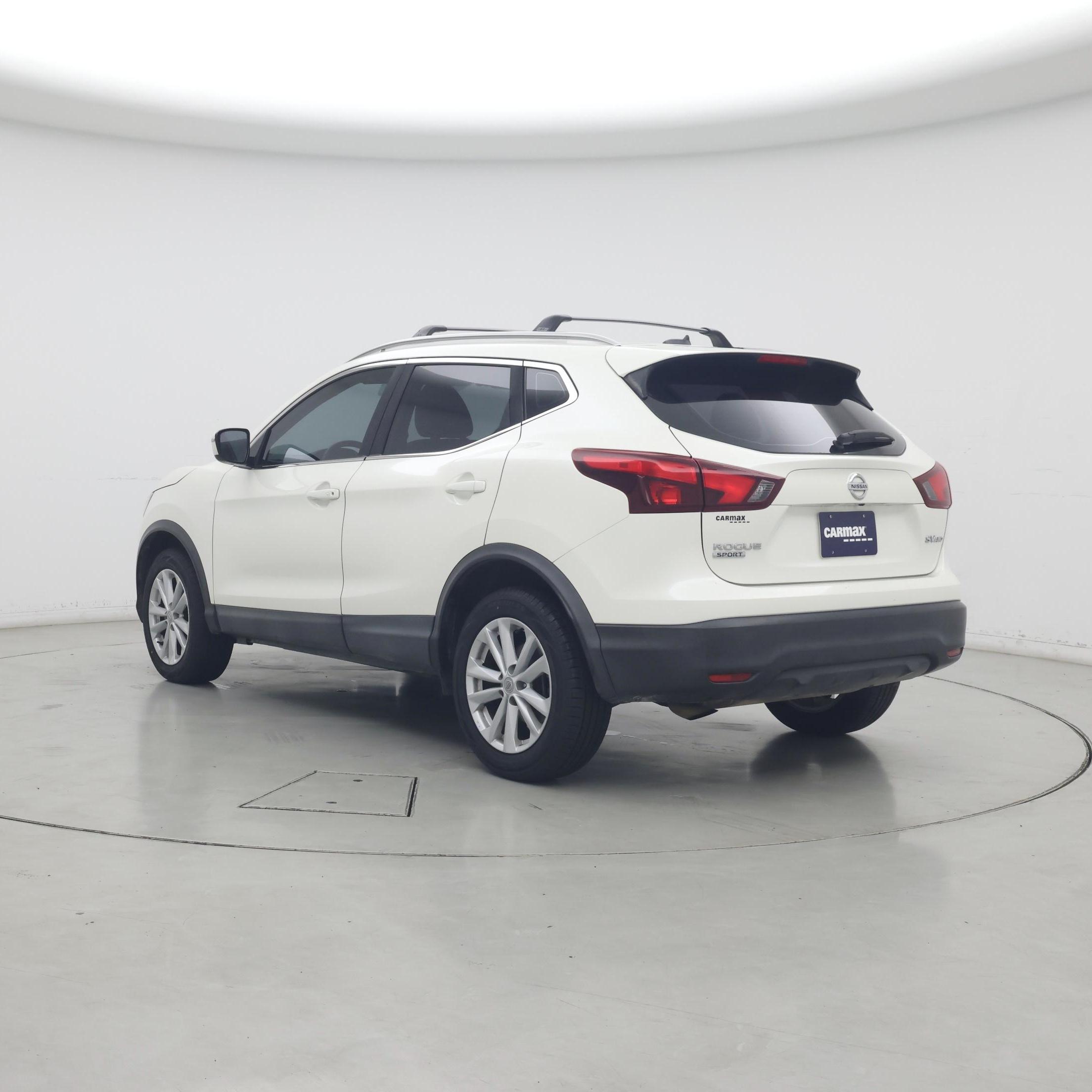 Thumbnail: 2018 Nissan Rogue Sport - 2