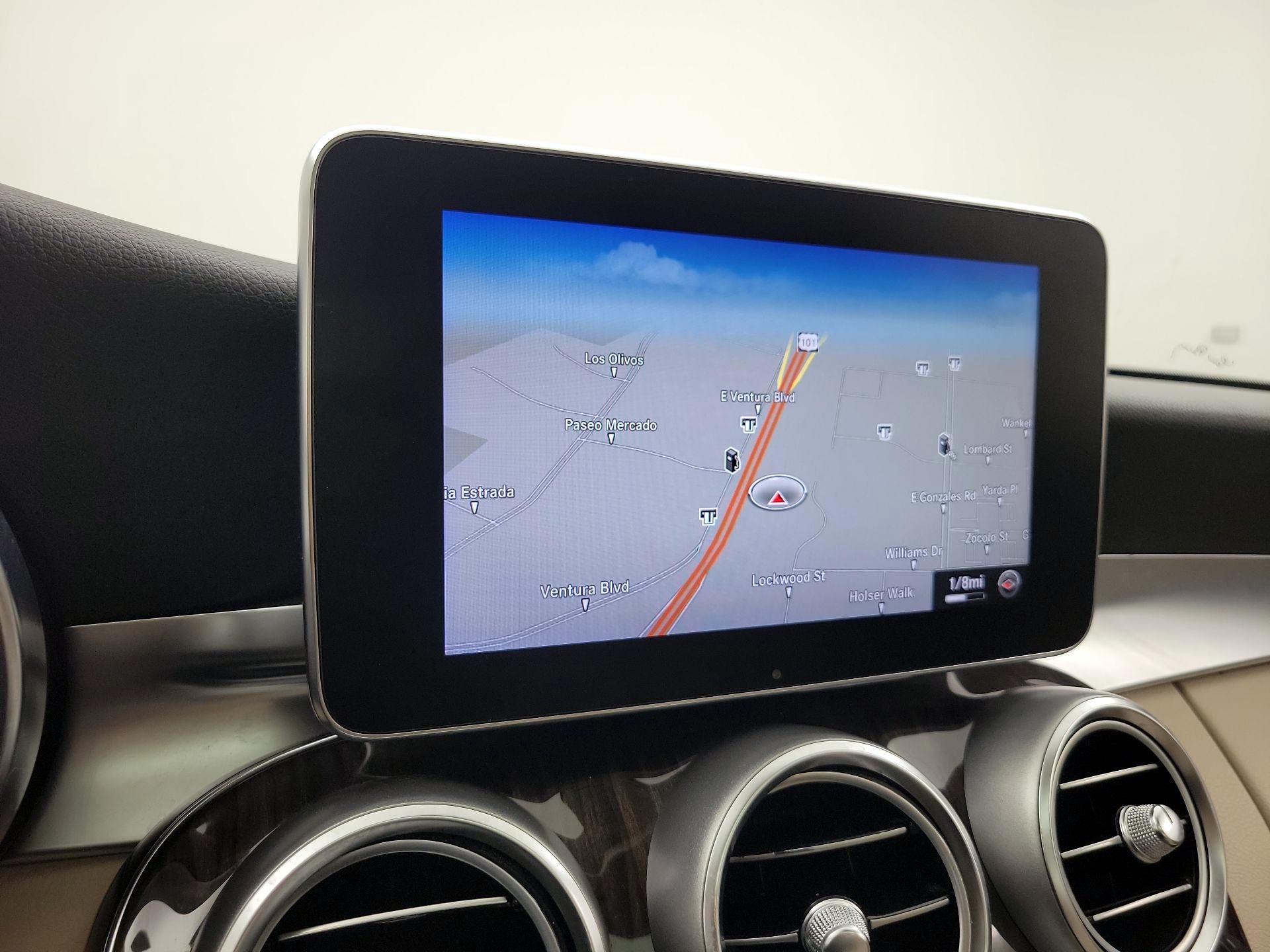 Thumbnail: 2016 Mercedes-Benz C-Class - 14
