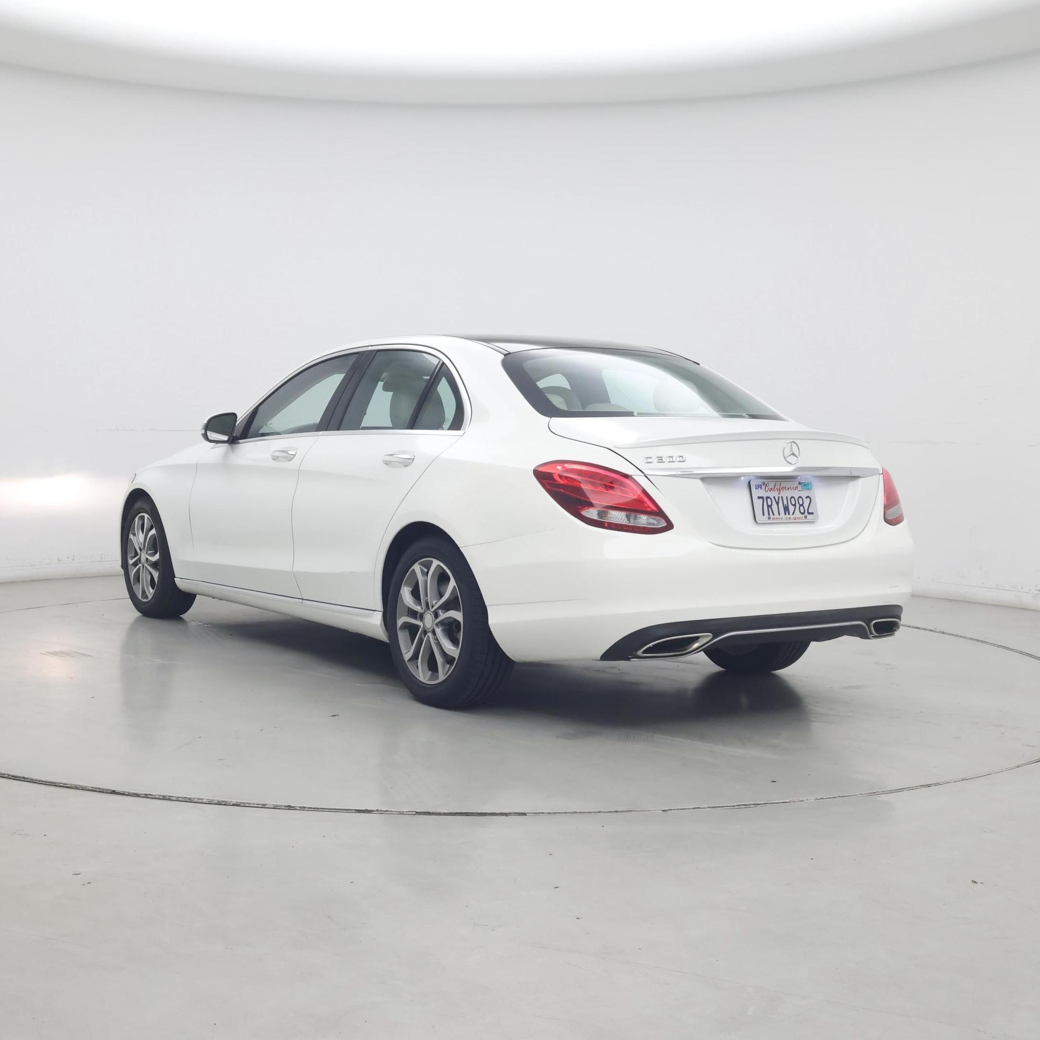 Thumbnail: 2016 Mercedes-Benz C-Class - 2