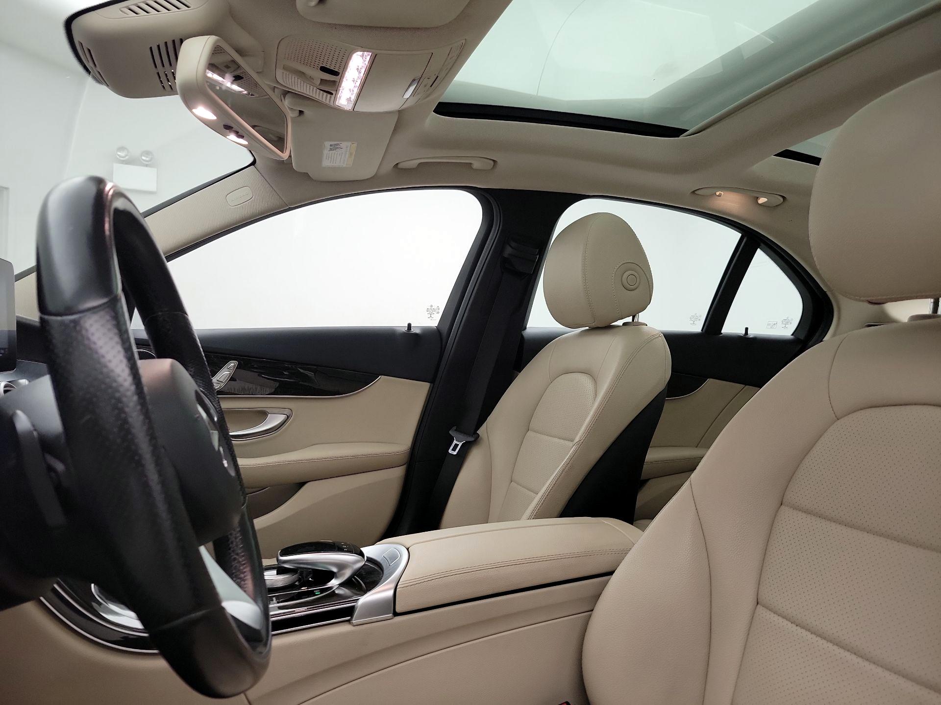 Thumbnail: 2016 Mercedes-Benz C-Class - 19