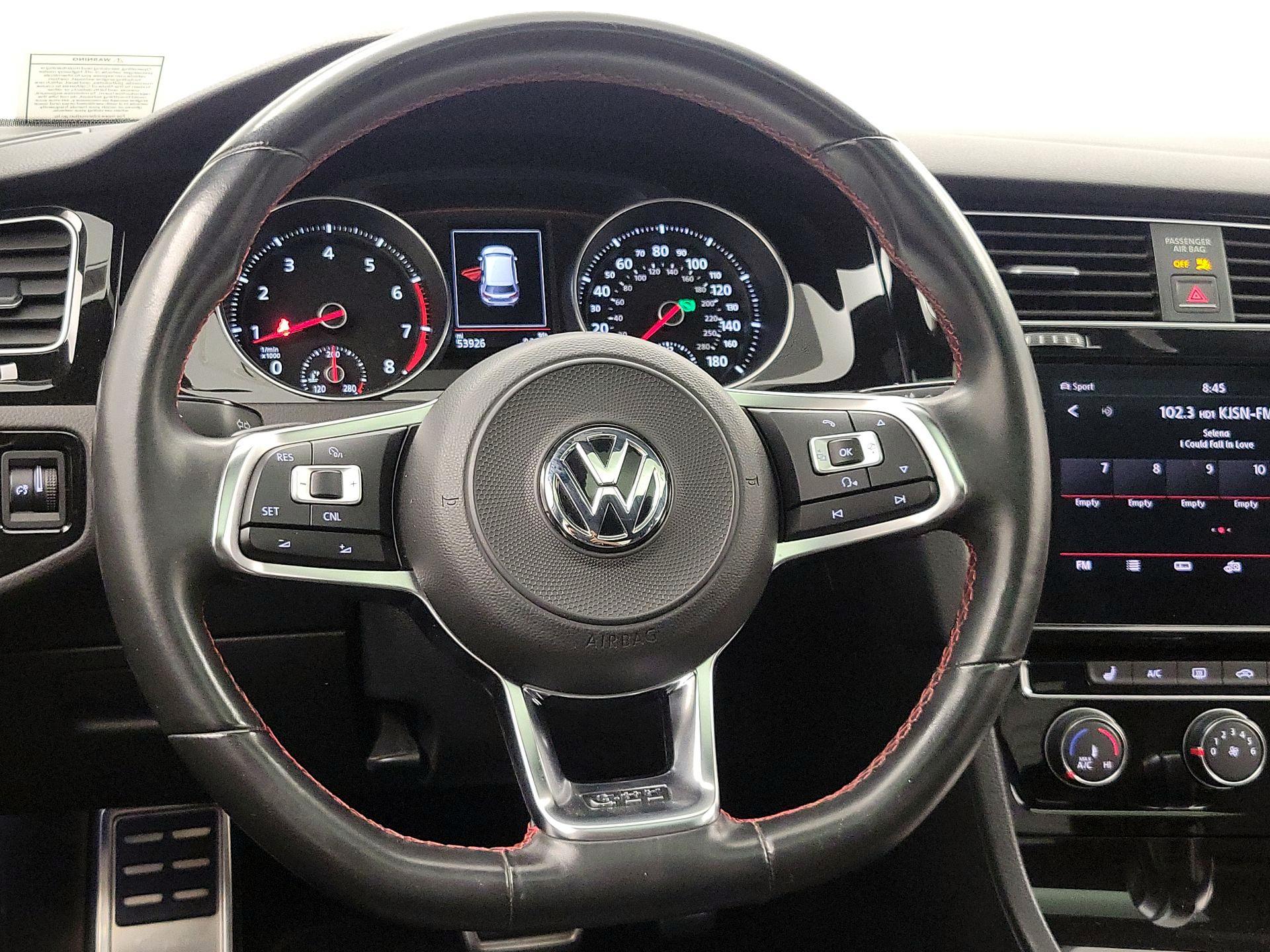 Thumbnail: 2018 Volkswagen Golf - 10