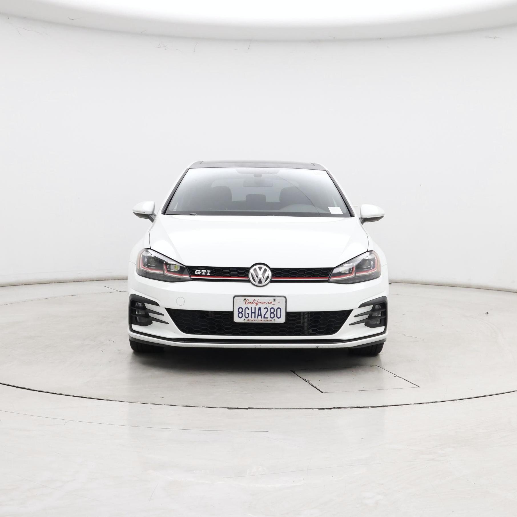 Thumbnail: 2018 Volkswagen Golf - 5