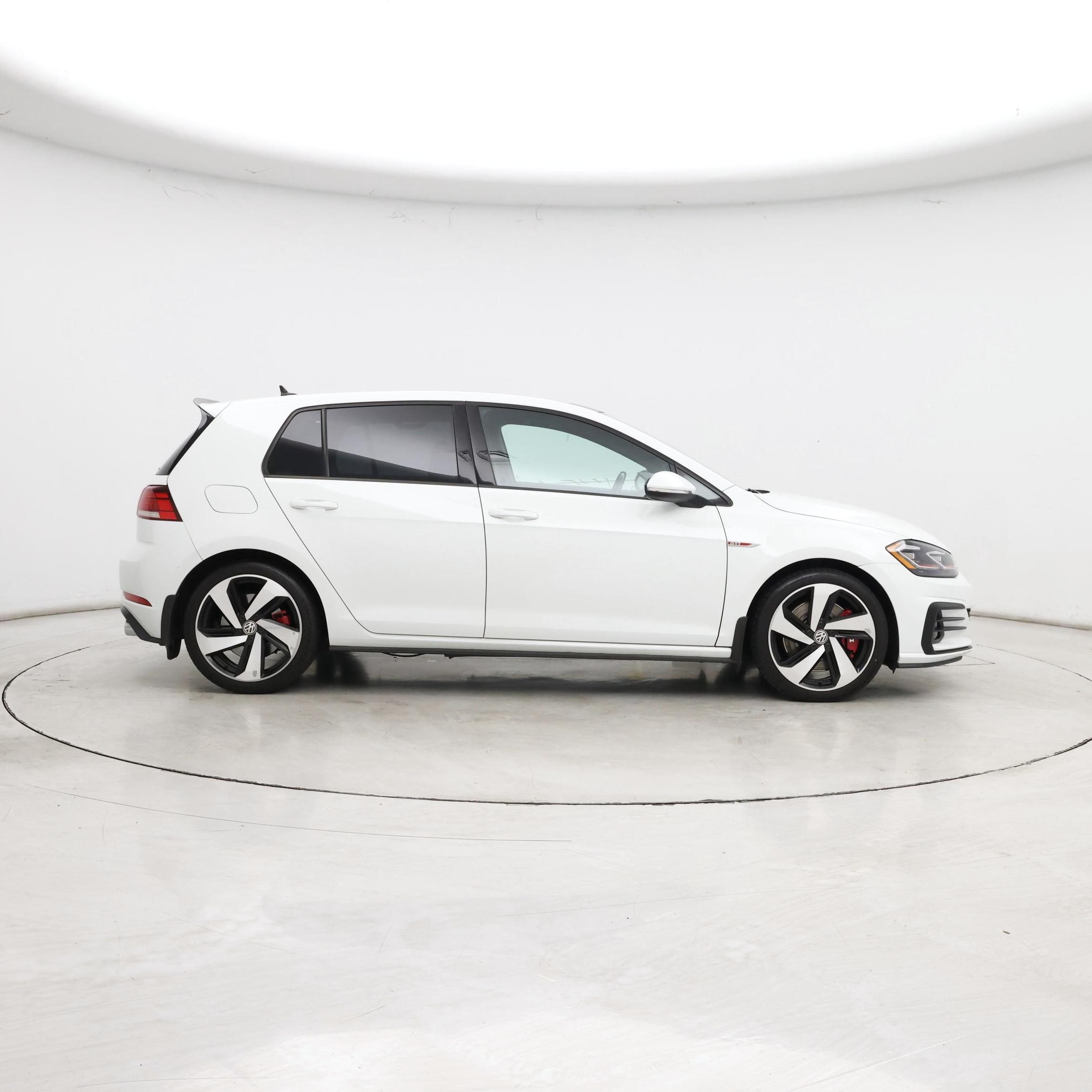Thumbnail: 2018 Volkswagen Golf - 7